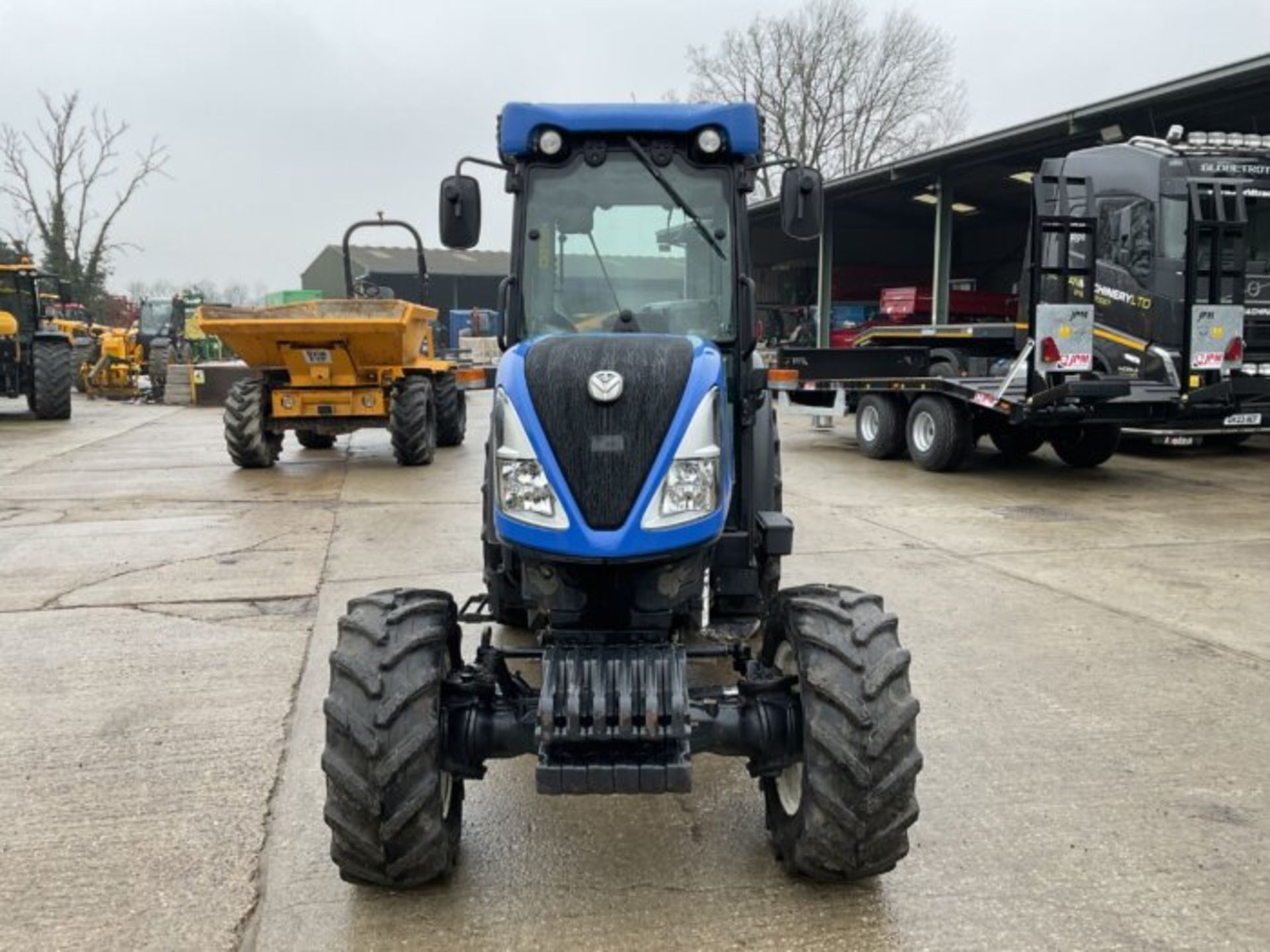 YEAR 2018 NEW HOLLAND T4.90N. FRONT WEIGHTS. 4 SPOOLS - Image 3 of 10