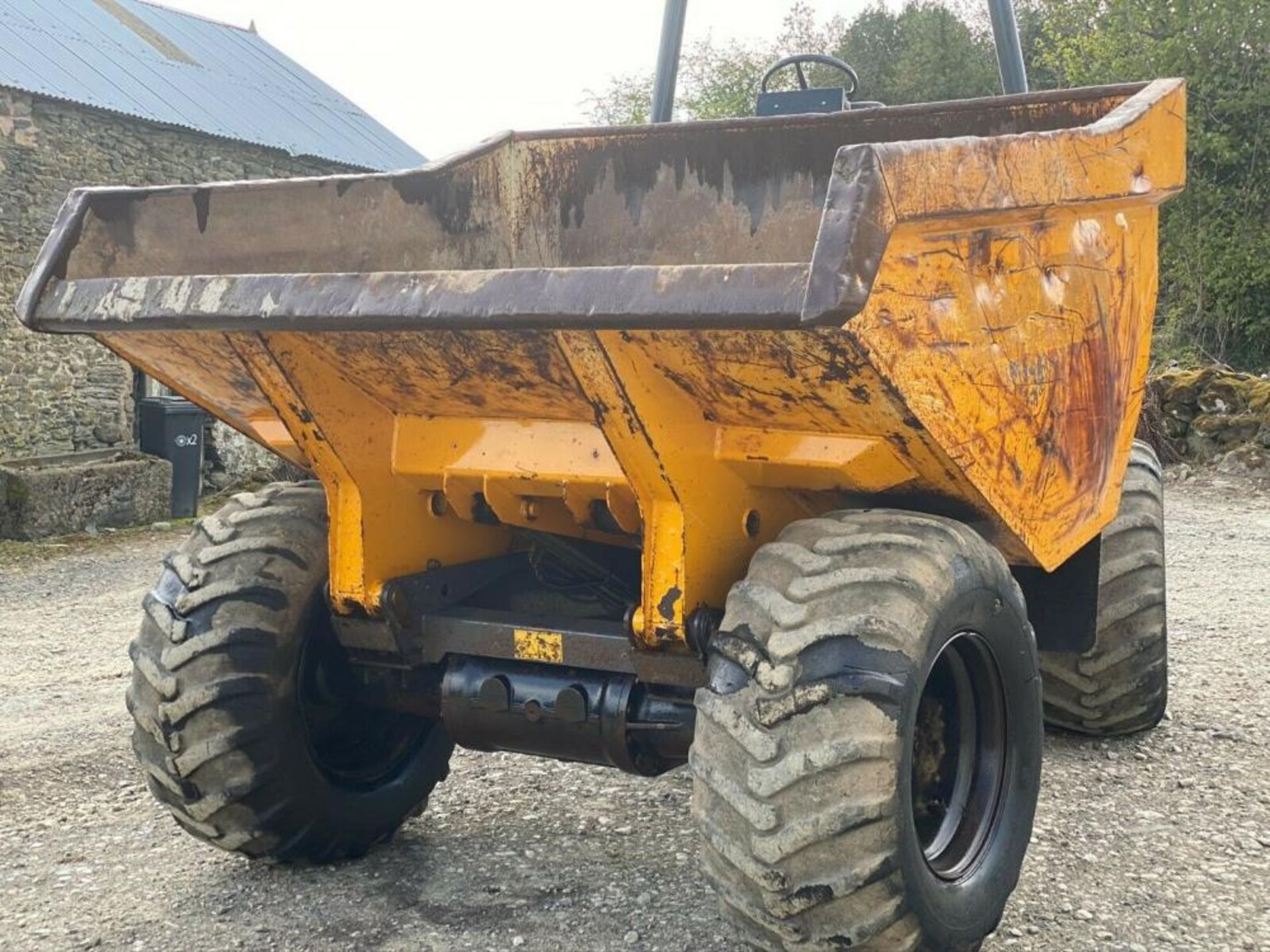 POWERFUL PERFORMANCE: 2009 TEREX TA9 9-TON DUMPER READY FOR ACTION - Bild 2 aus 9