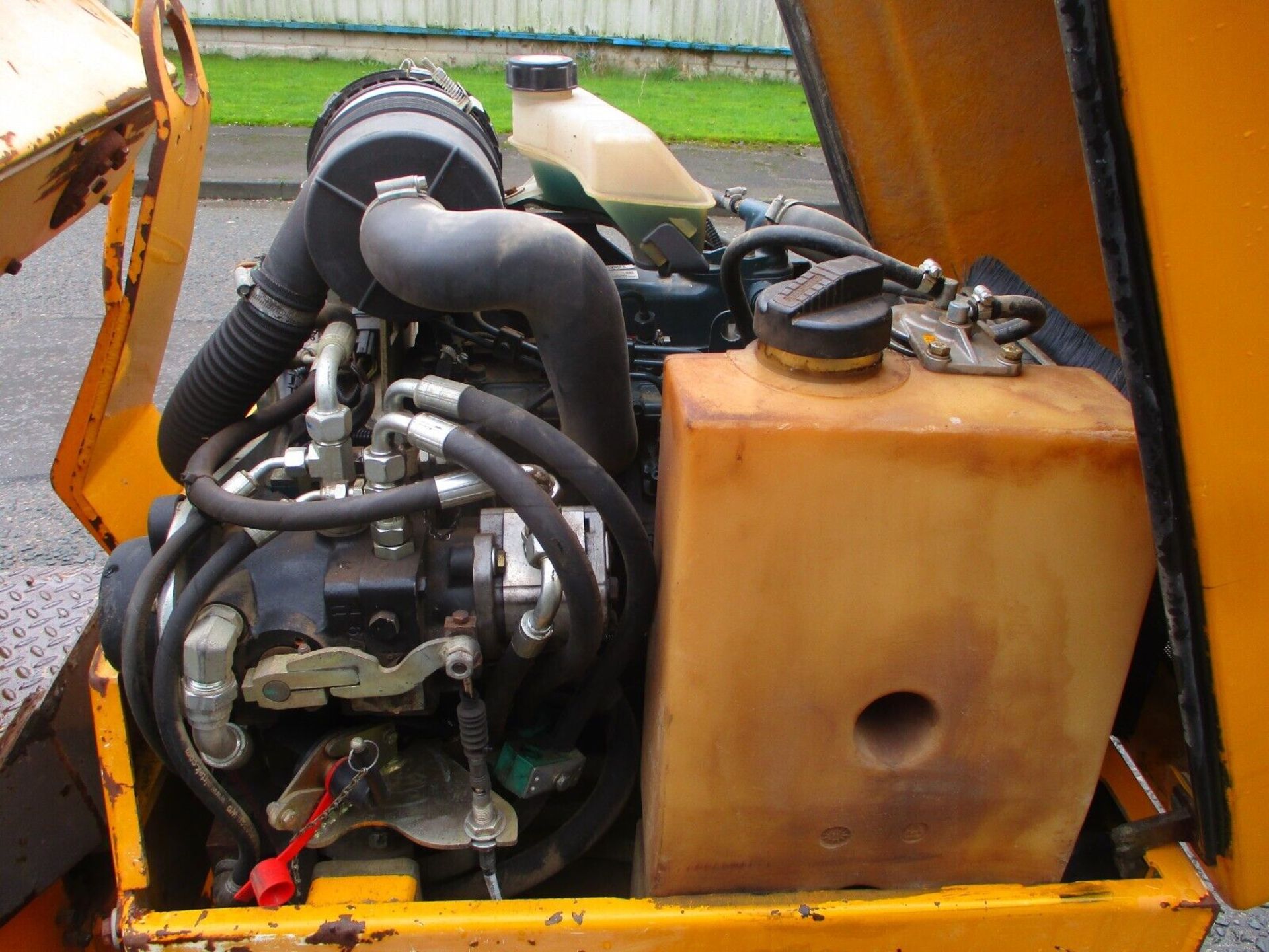 COMPACT TEREX TV800: KUBOTA ENGINE, VIBRATING ROLLER - Bild 9 aus 9