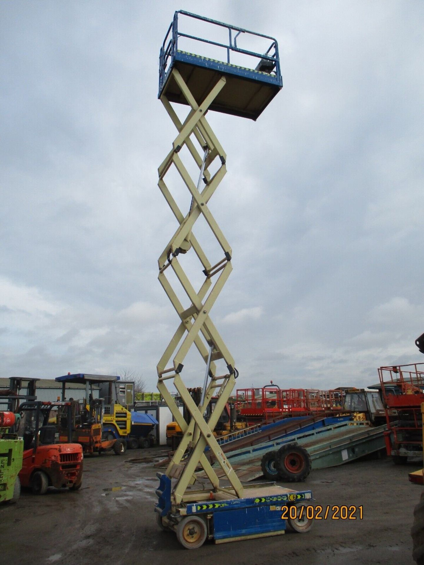 JLG 2646: POWER-PACKED CHERRY PICKER - Bild 10 aus 10