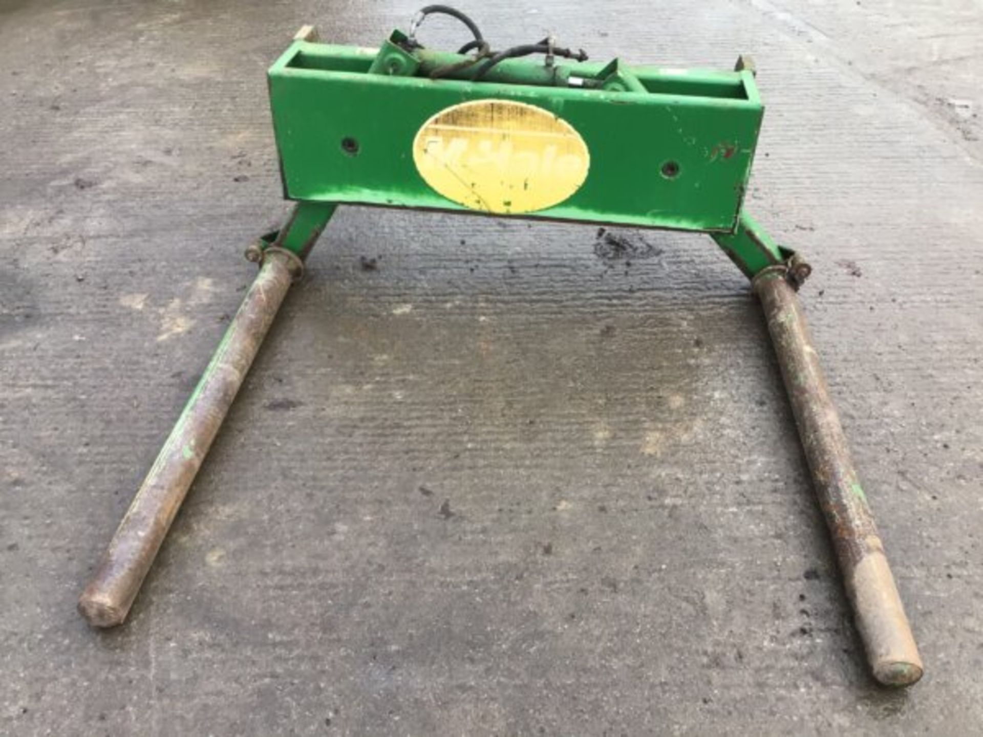 MCHALE BH ROUND BALER HANDLER