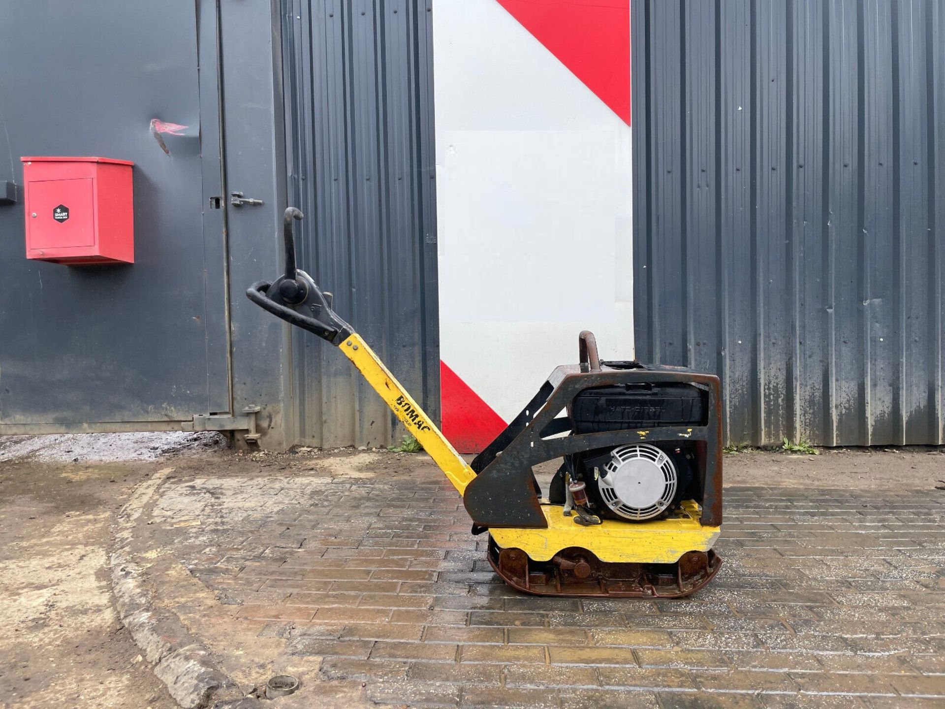 2014 BOMAG BPR 25/40 D: DIESEL REVERSIBLE VIBRATORY PLATE POWER - Bild 6 aus 6