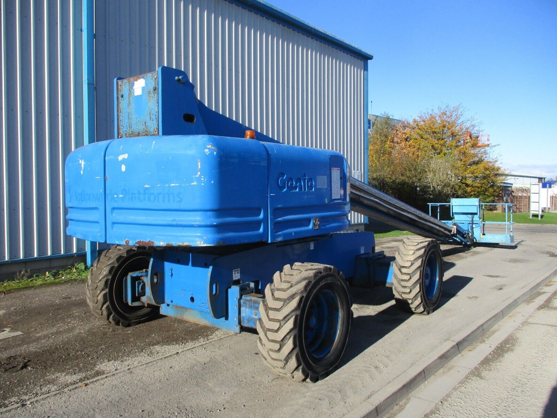 GENIE S85: SOARING HEIGHTS WITH 27.9M CHERRY PICKER