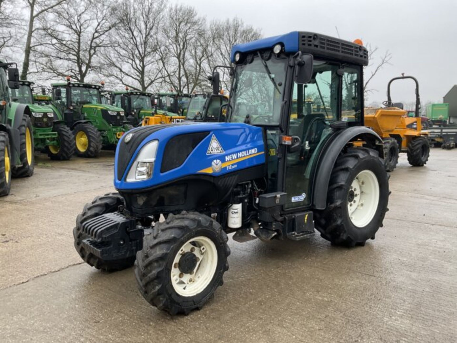 YEAR 2018 NEW HOLLAND T4.90N. FRONT WEIGHTS. 4 SPOOLS - Bild 2 aus 10