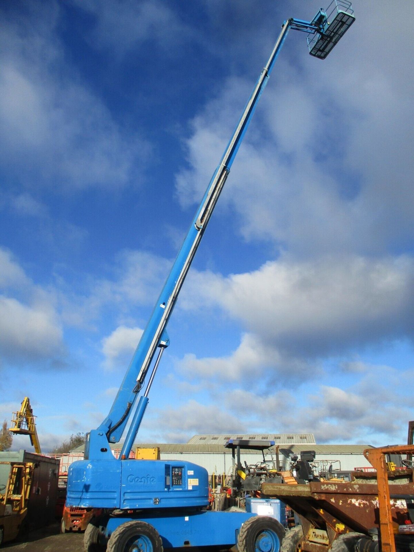 GENIE S85: SOARING HEIGHTS WITH 27.9M CHERRY PICKER - Image 11 of 13