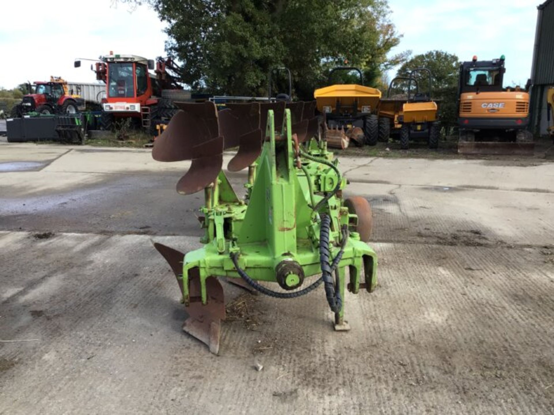 DOWDESWELL DP 100 S 3+1+1 FIVE FURROW REVERSIBLE PLOUGH. - Bild 5 aus 7