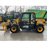 YEAR 2022 JCB 525-60