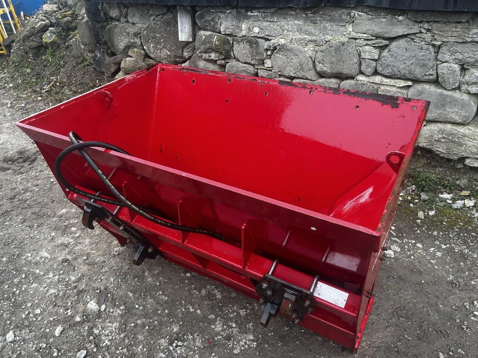 2012 AG150 DISPENSER BUCKET - Bild 10 aus 10