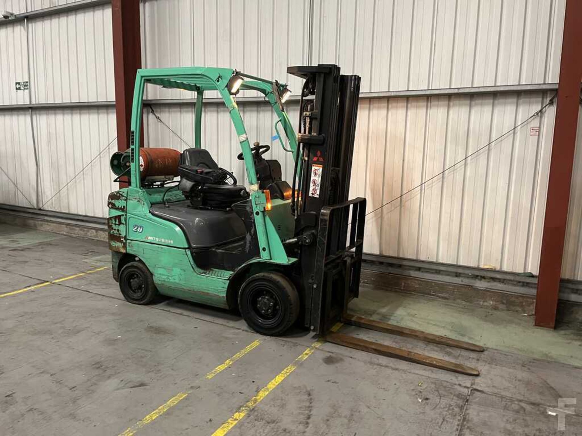 LPG FORKLIFTS MITSUBISHI FG20CN - Image 4 of 5