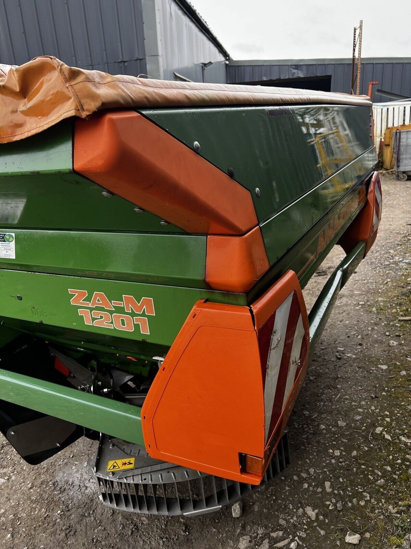 AMAZONE ZA-M 1201 FERTILISER SPREADER - Image 9 of 9