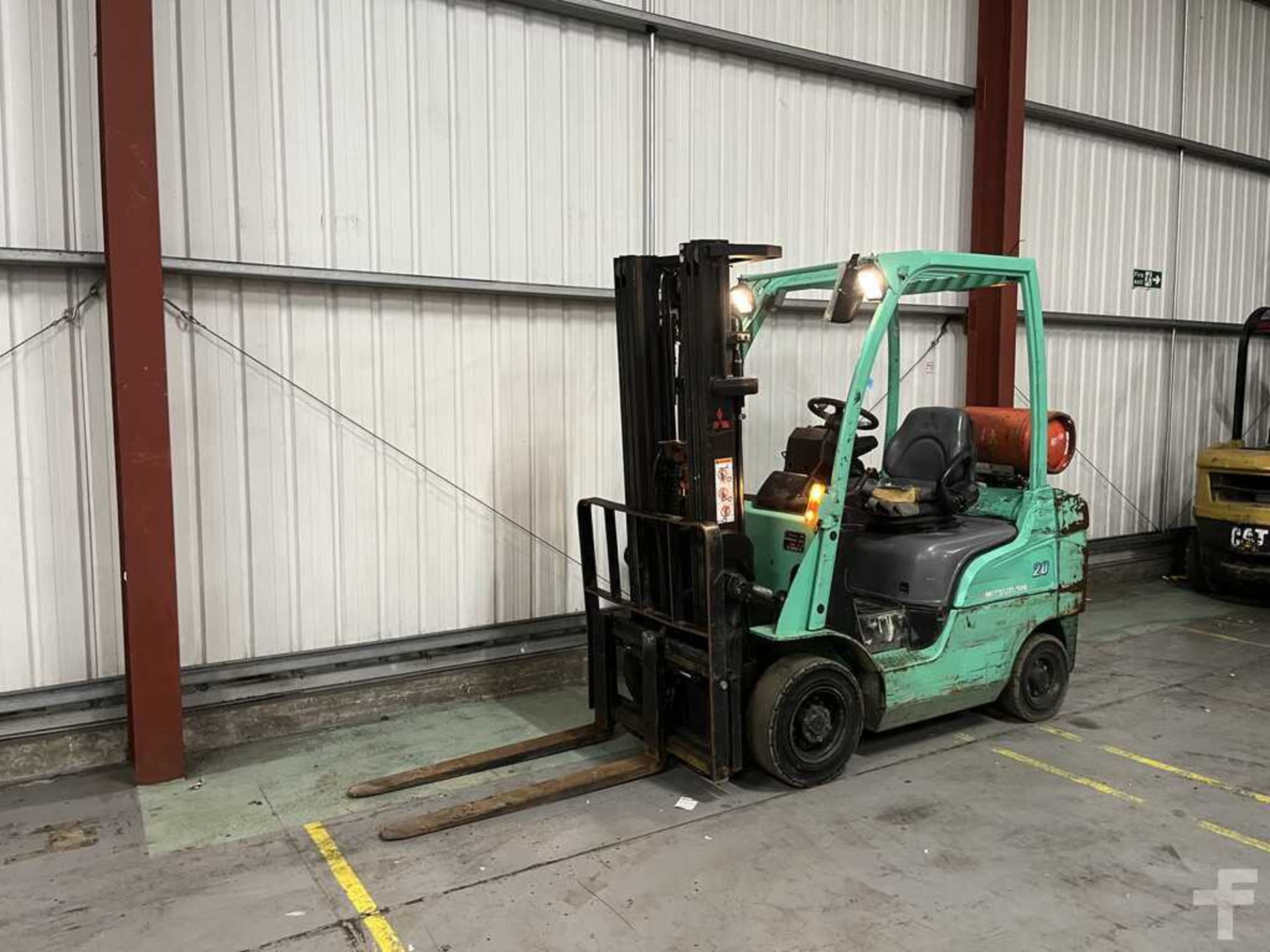 LPG FORKLIFTS MITSUBISHI FG20CN - Image 2 of 5