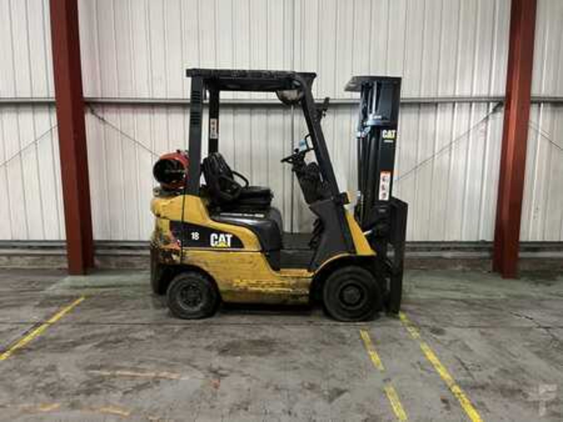 LPG FORKLIFTS CAT LIFT TRUCKS GP18NT