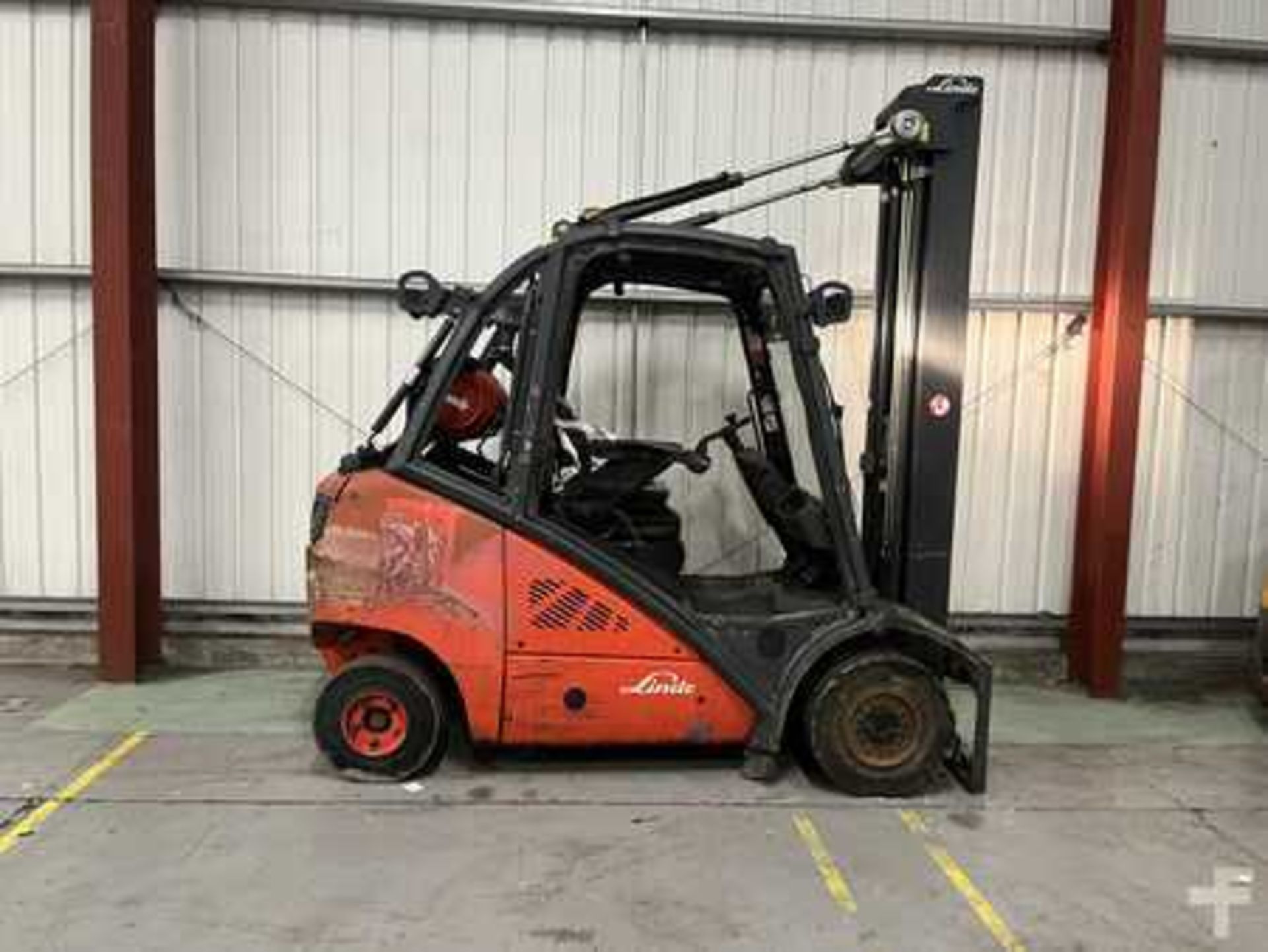 LPG FORKLIFTS LINDE H30T - Image 5 of 6