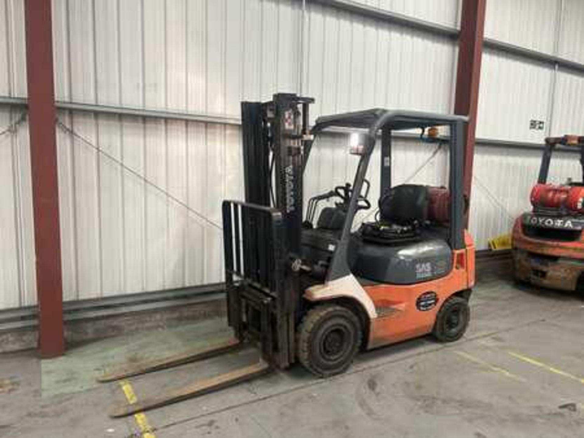 LPG FORKLIFTS TOYOTA 42-7FGF15 - Image 2 of 5