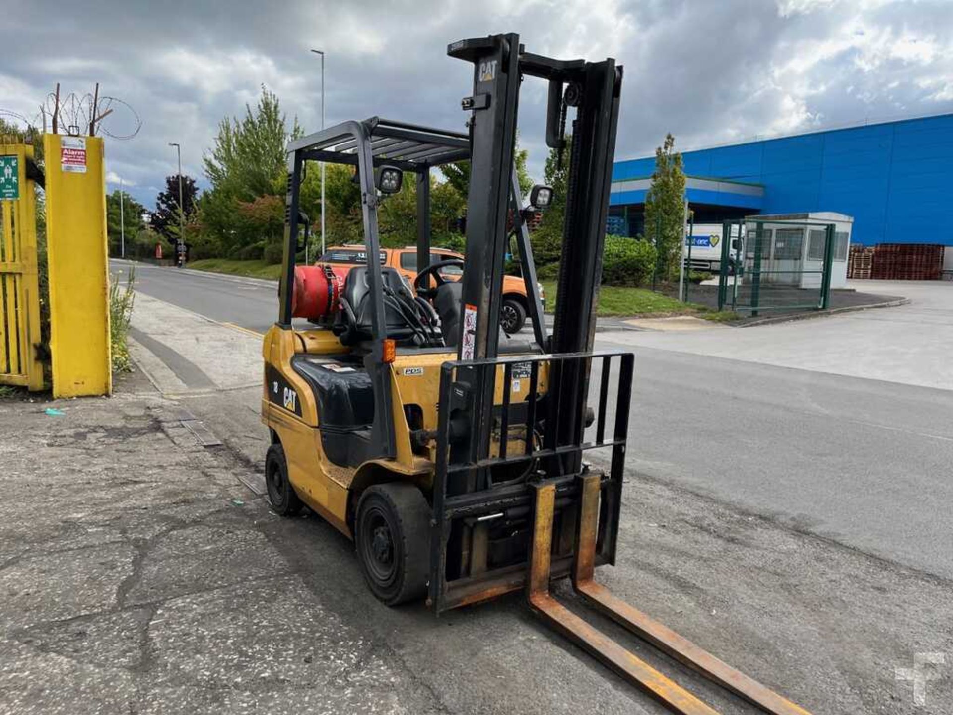 LPG FORKLIFTS CAT LIFT TRUCKS GP18NT - Bild 3 aus 5