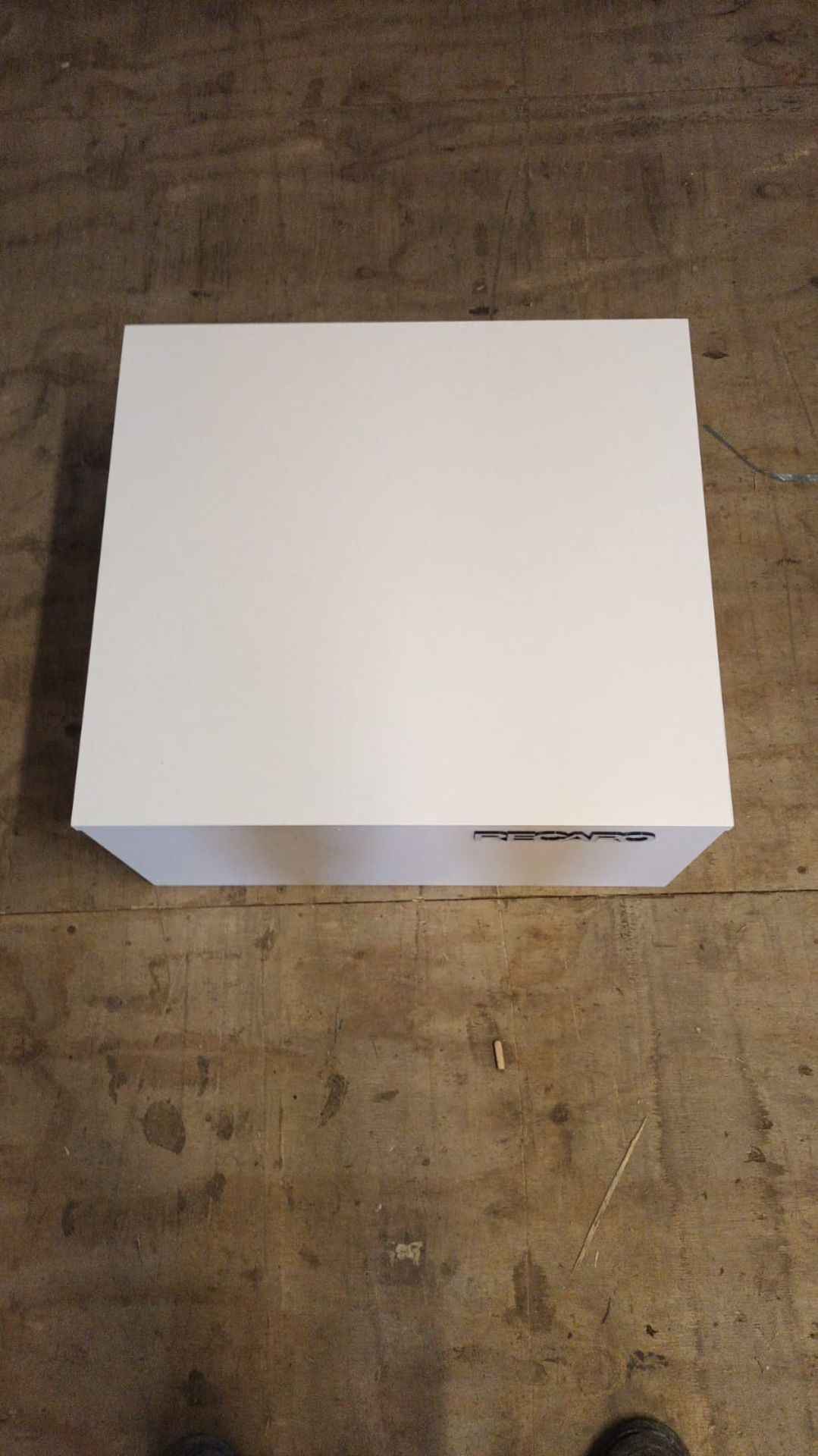 12 X RECARO WHITE WOODEN DISPLAY BOX 60CM W X 60CM D X 30CM H - Image 5 of 6