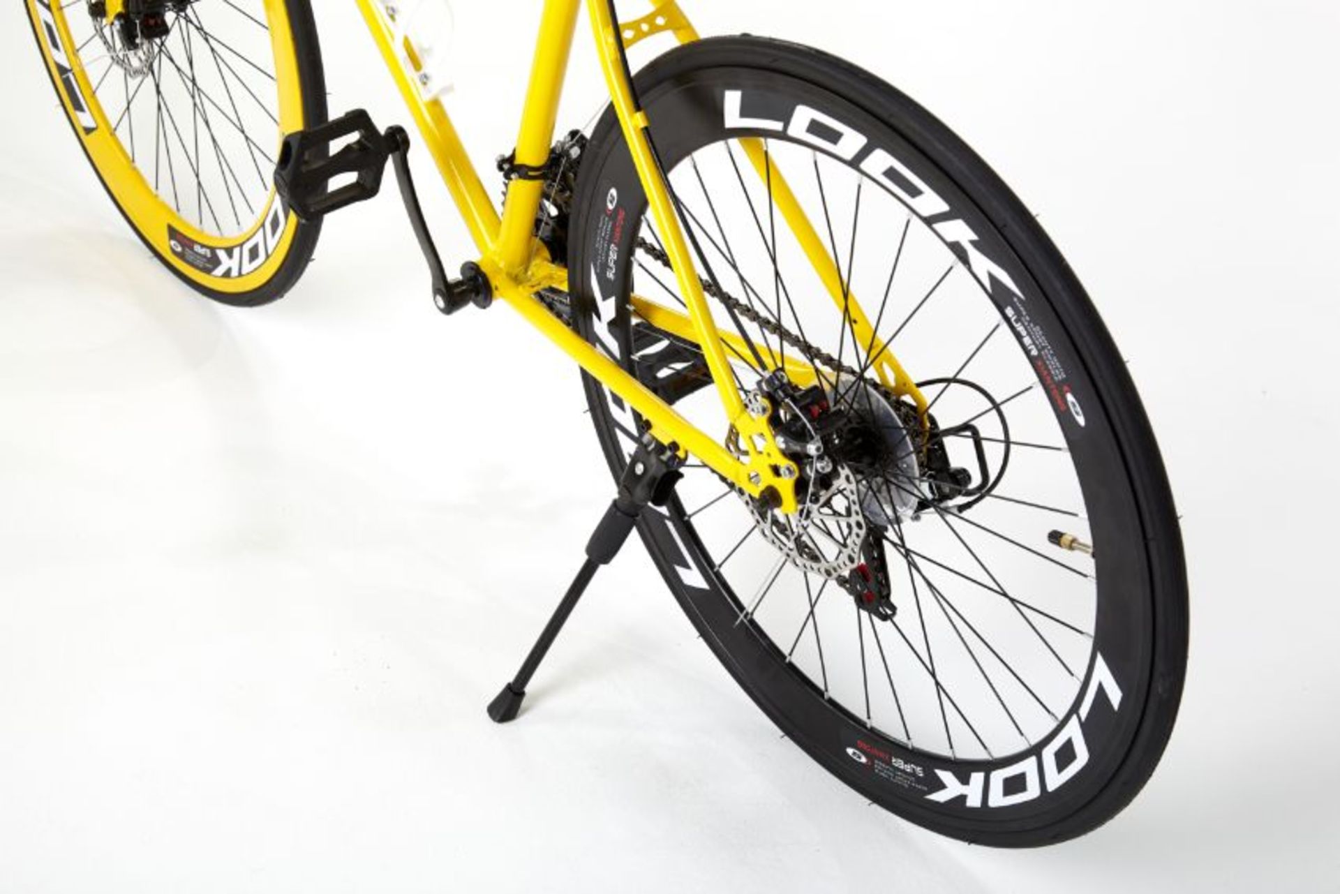 YELLOW STREET BIKE WITH 21 GREAR, BRAKE DISKS, KICK STAND, COOL THIN TYRES - Image 12 of 12
