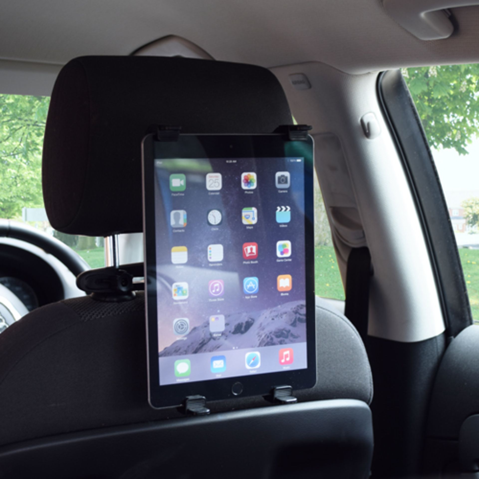 656 UNITS UNIVERSAL HOLDER FOR TABLETS - WINDOW & HEADREST MOUNTED - Image 4 of 5