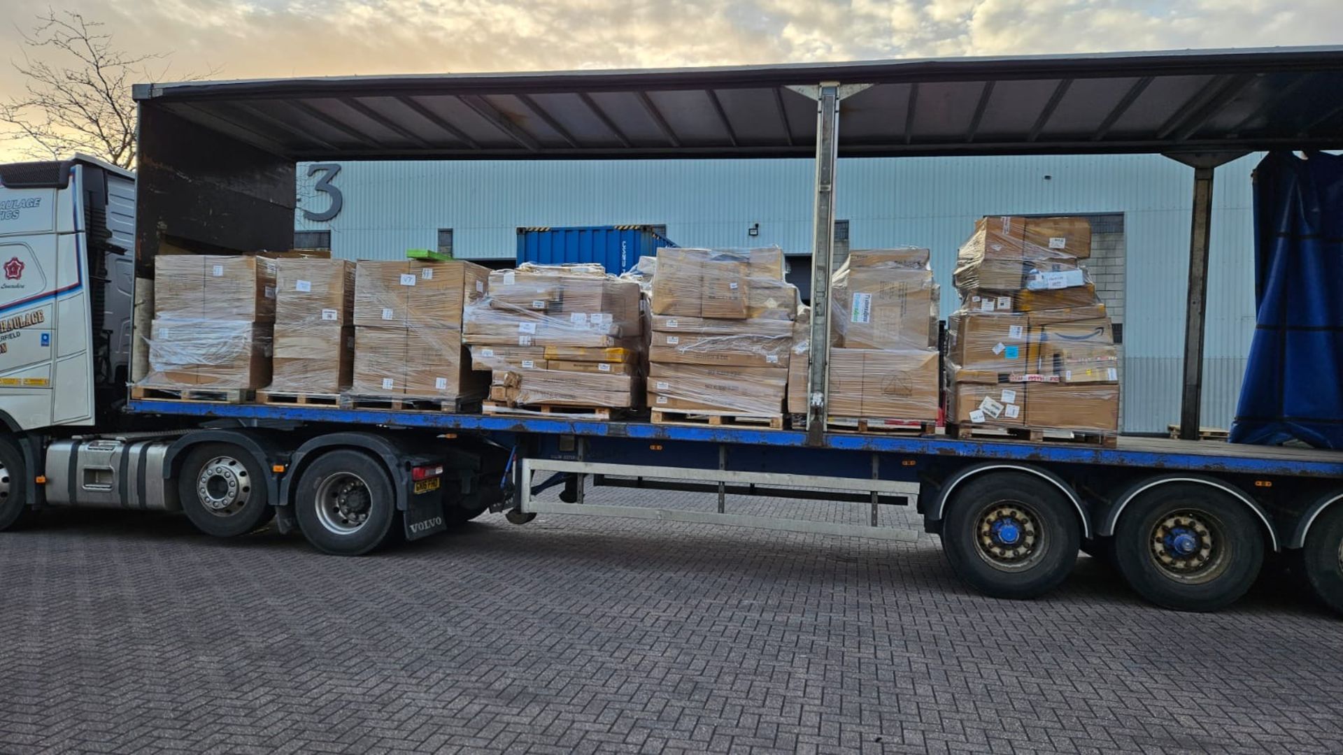 20 X PALLETS OF AMAZON STOCK - Bild 2 aus 2