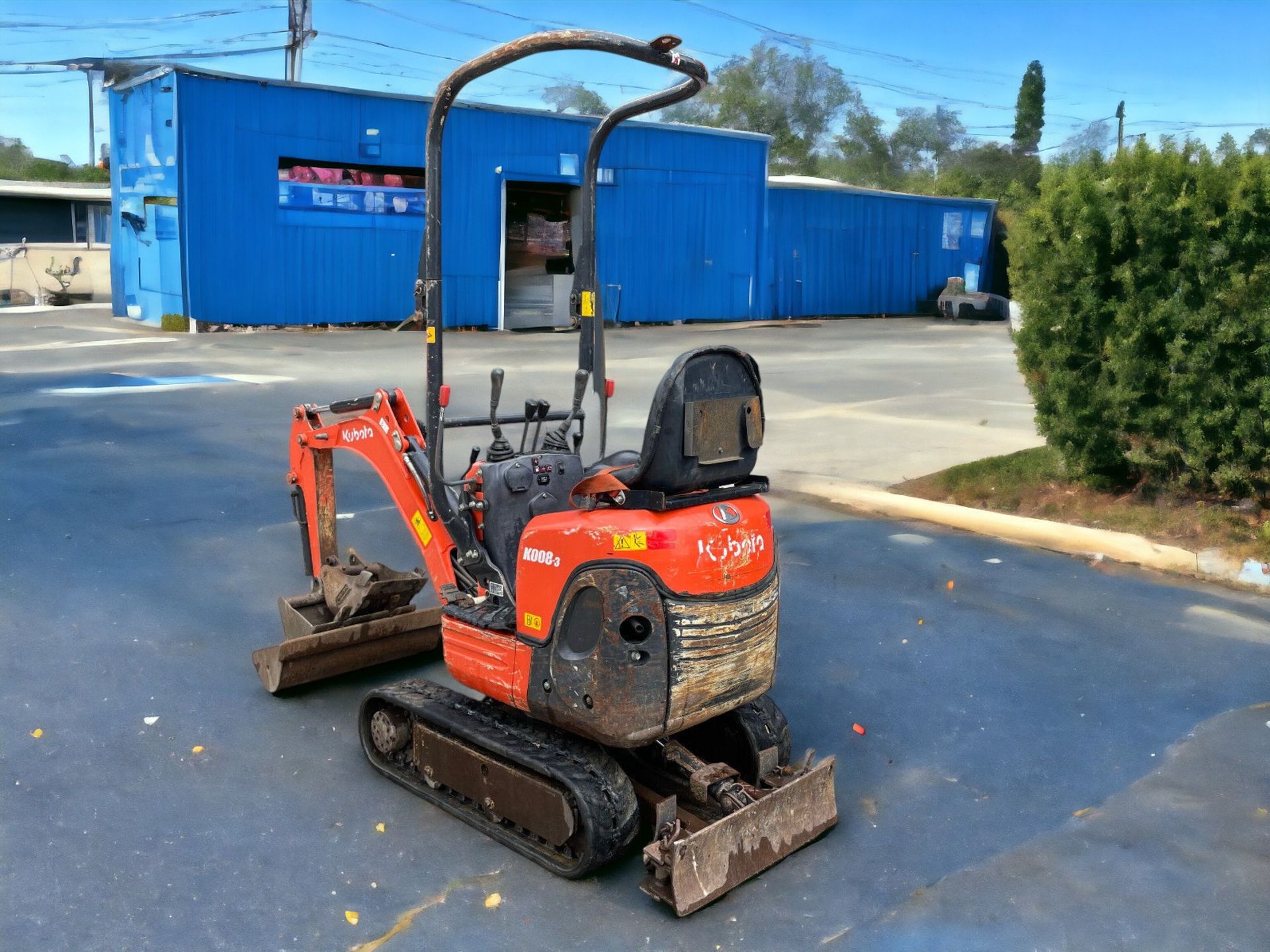 COMPACT POWERHOUSE: 2018 KUBOTA K008-3 MICRO EXCAVATOR - Image 4 of 11