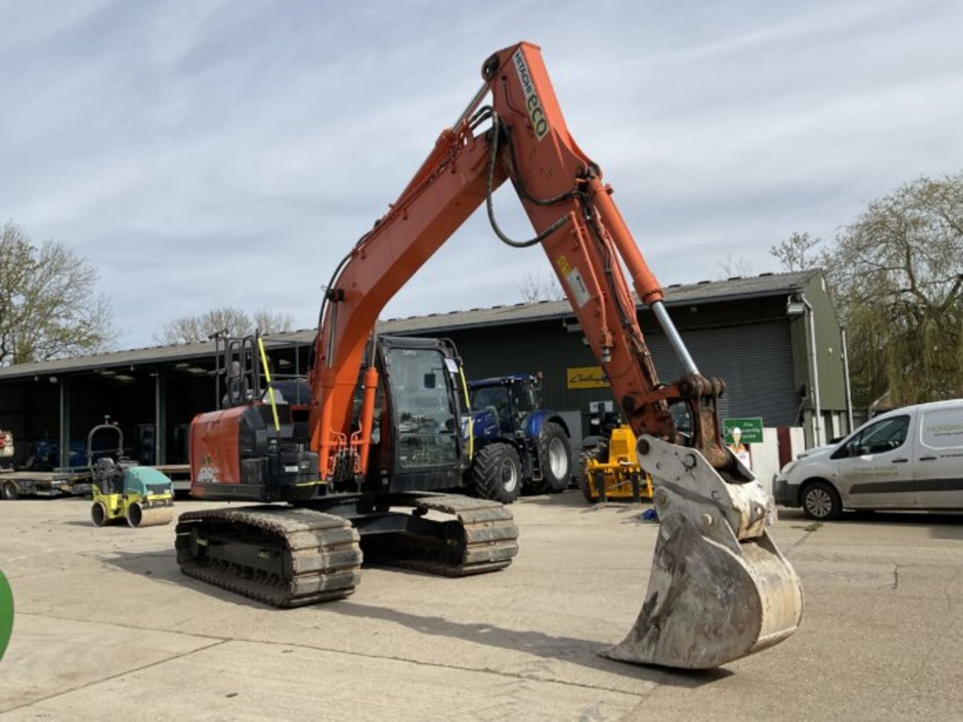 HITACHI ZAXIS 130LCN EXCAVATOR - Image 4 of 10