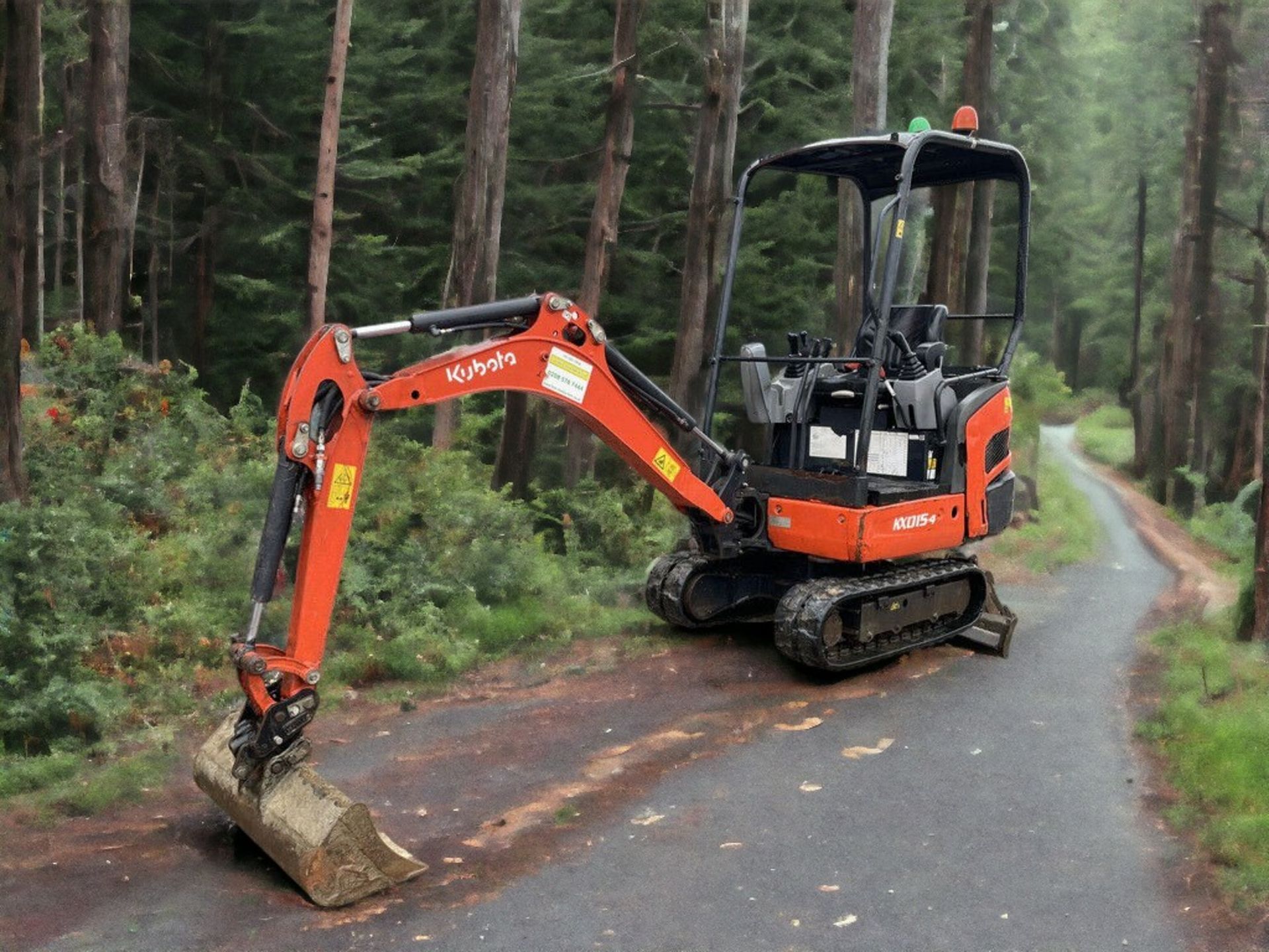 2020 KUBOTA KX015-4 MINI EXCAVATOR - LOW HOURS, HIGH VERSATILITY