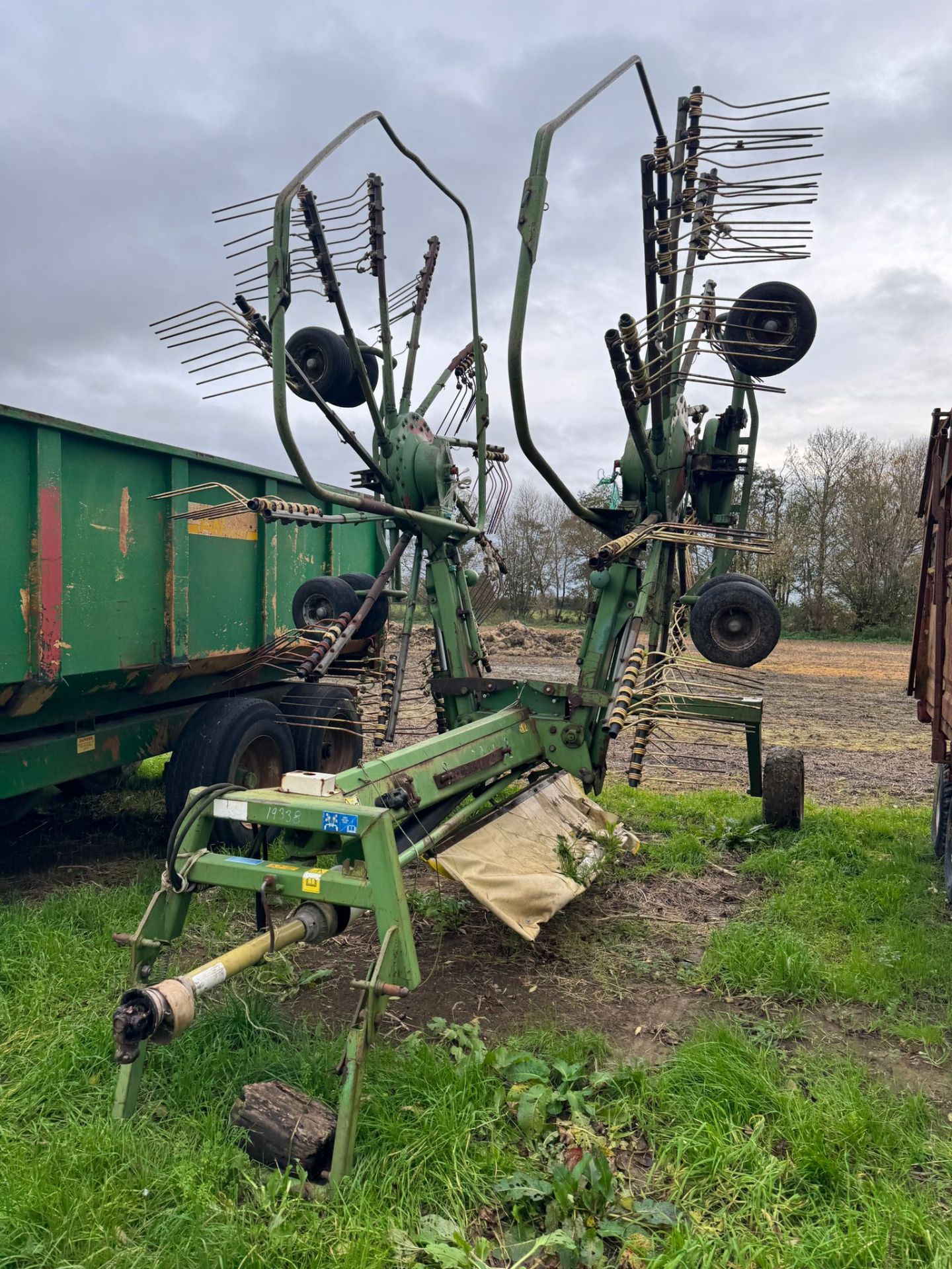 KRONE KR6.50/7.6, TWIN ROTOR RAKE.