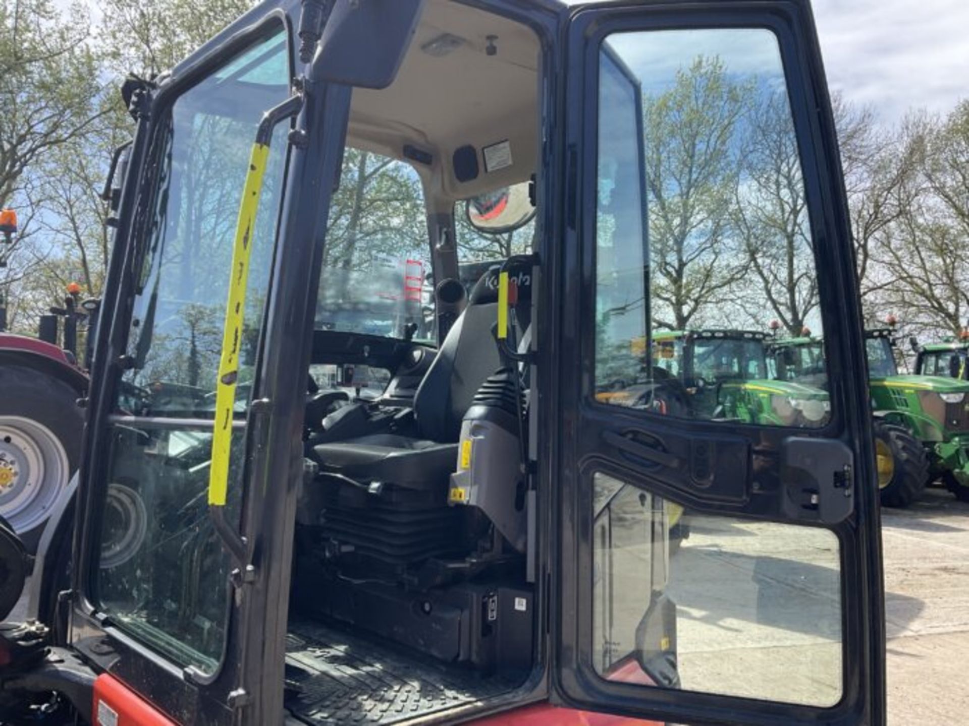 KUBOTA U50-5 EXCAVATOR WITH RUBBER TRACKS - Image 3 of 10