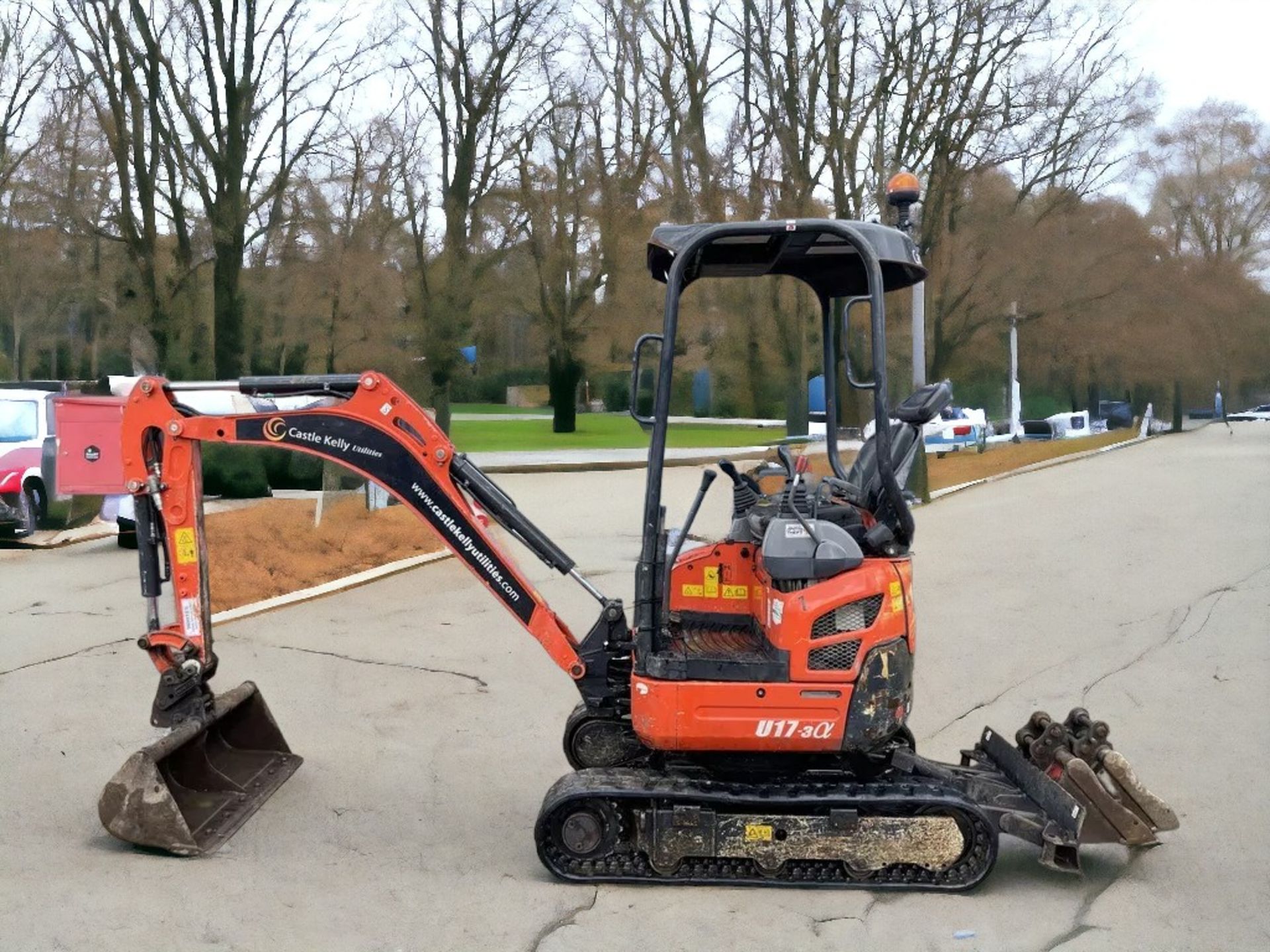EXCEPTIONAL 2020 KUBOTA U17-3 MINI EXCAVATOR: BOOST YOUR EFFICIENCY AND PRECISION - Image 9 of 11