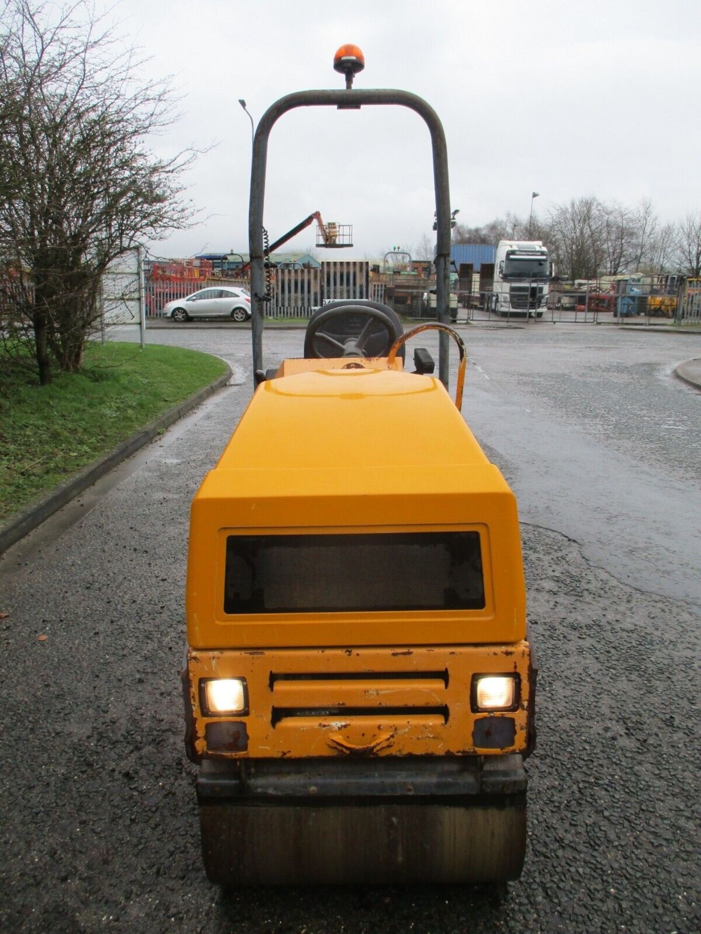 COMPACT TEREX TV800: KUBOTA ENGINE, VIBRATING ROLLER - Bild 7 aus 9