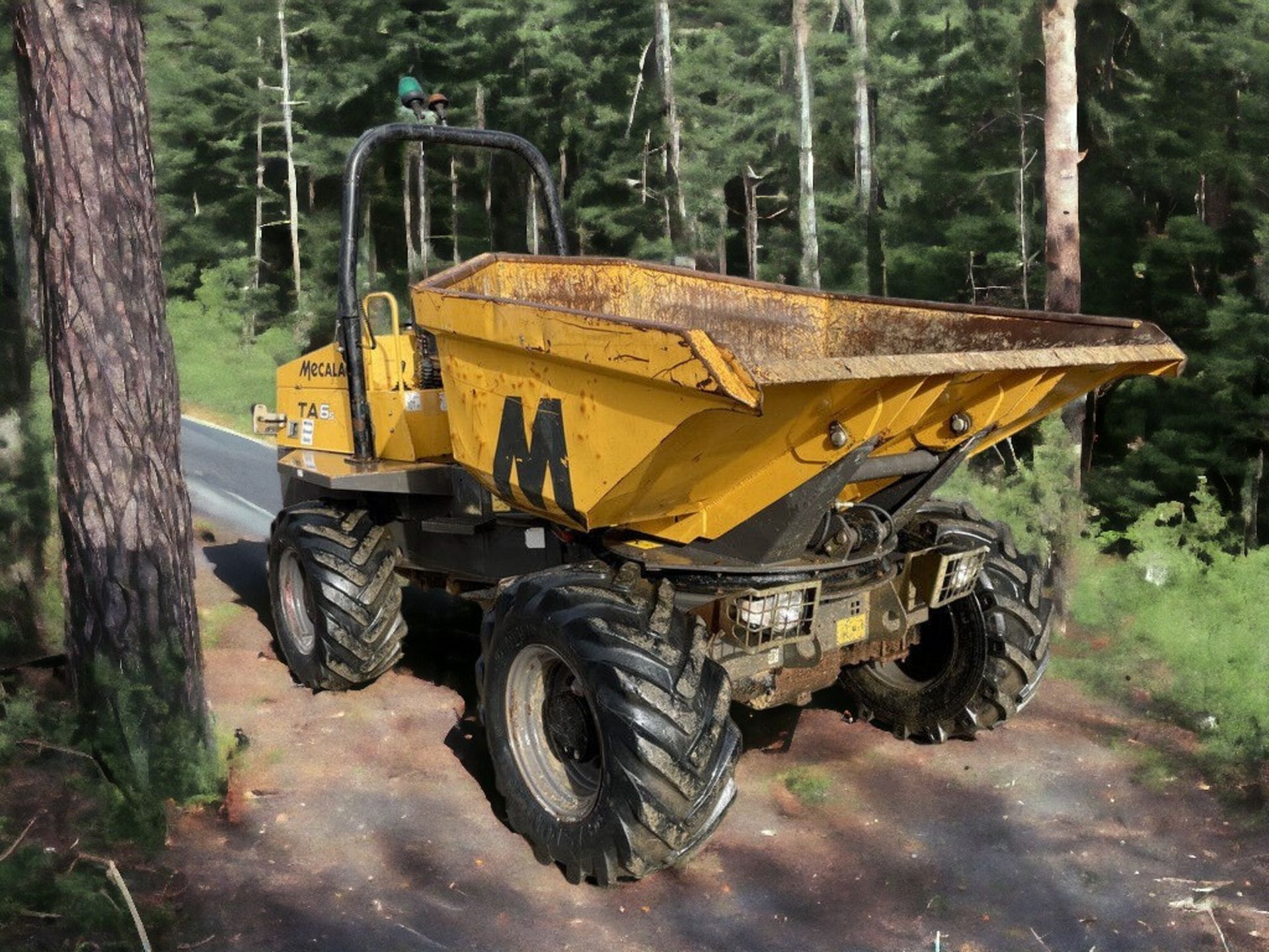 2018 MECALAC TA6S 6 TON SWIVEL DUMPER - Bild 9 aus 11