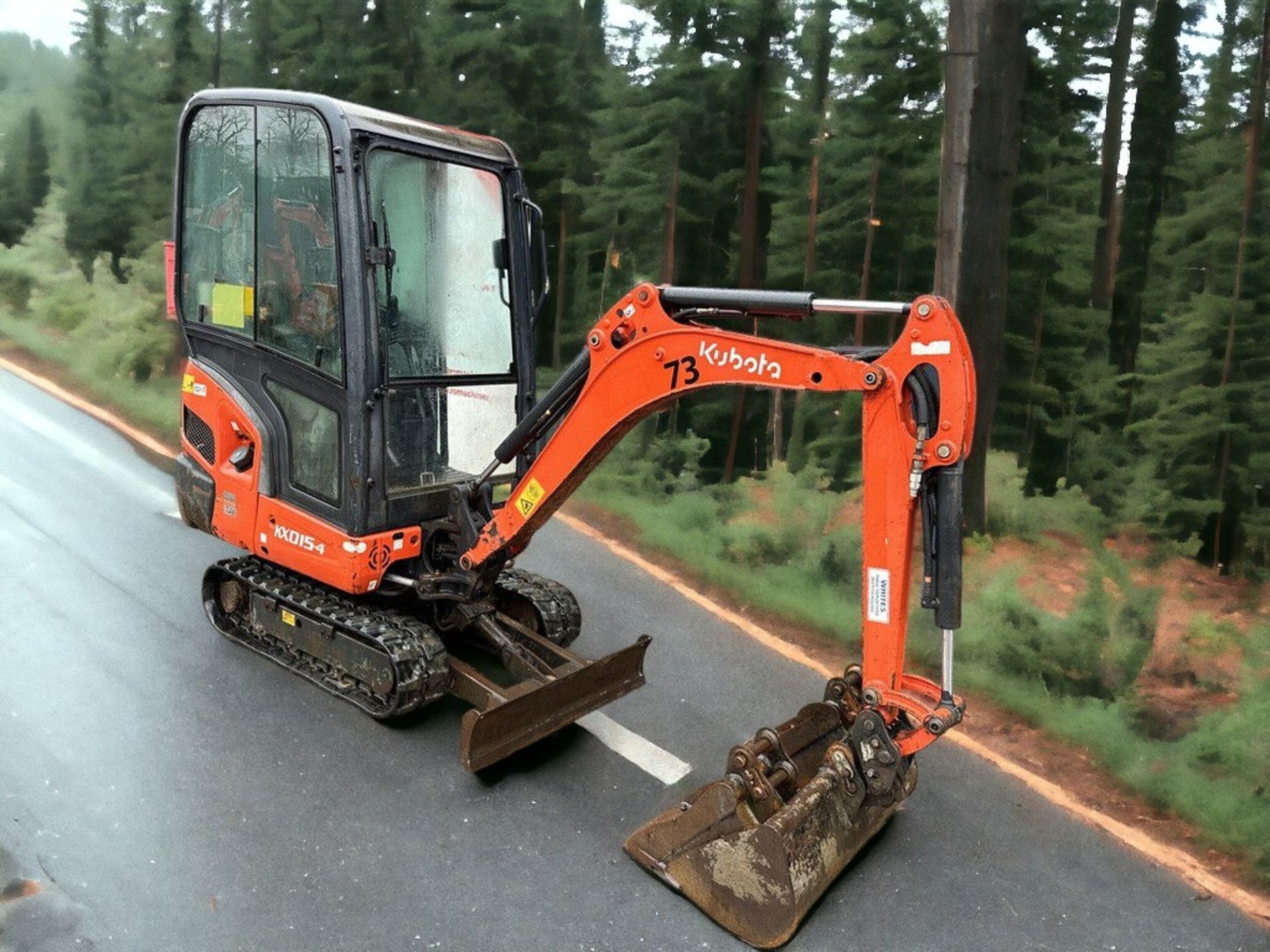 2017 KUBOTA KX015-4 MINI EXCAVATOR - LOW HOURS, HIGH VERSATILITY - Image 13 of 14