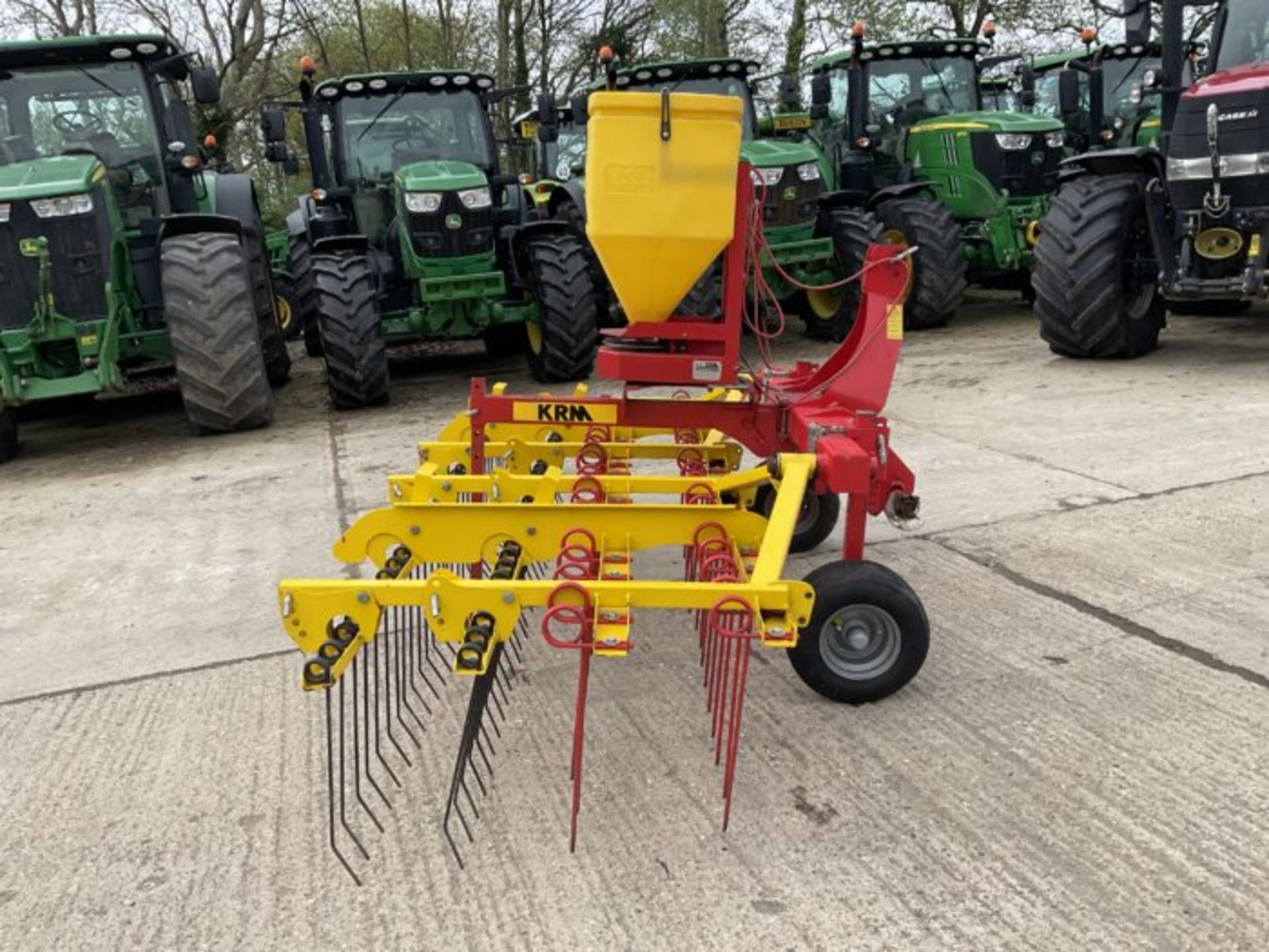 2010 MODEL KRM STR CLASSIC GRASS HARROW WITH SEEDER - Image 7 of 8