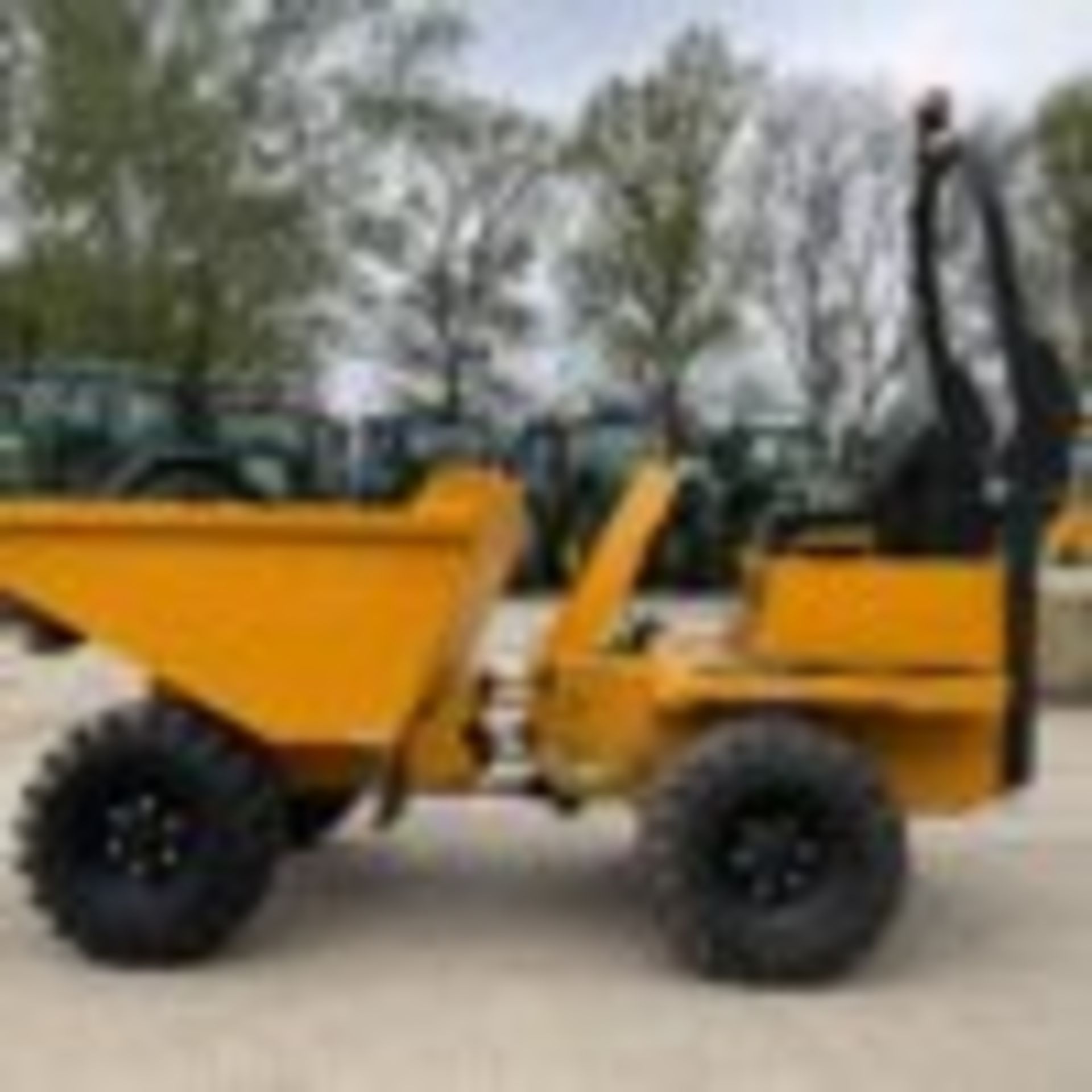 THWAITES MACH 570 3-TONNE STRAIGHT TIP DUMPER - LOW HOURS, HIGH EFFICIENCY