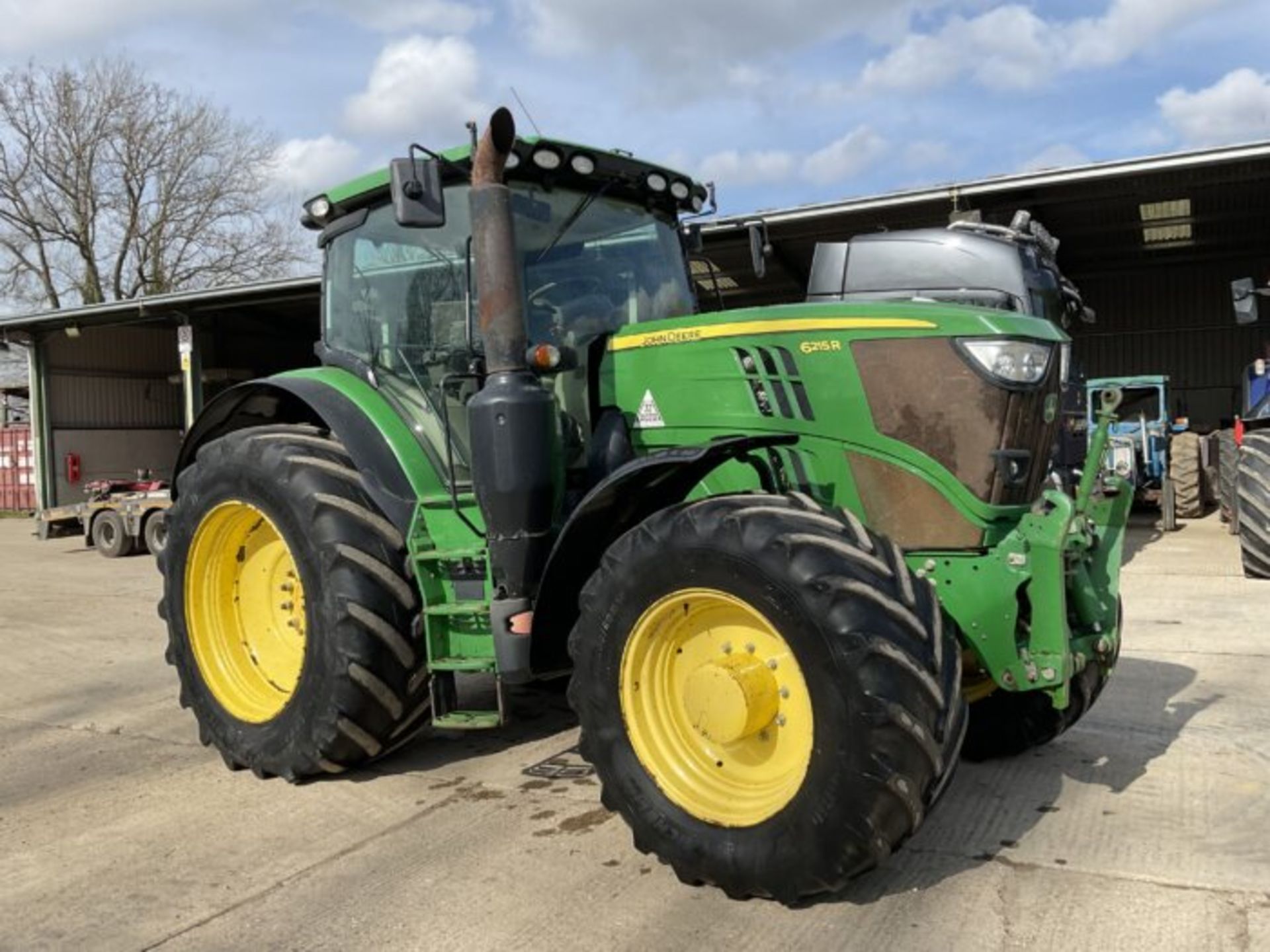 JOHN DEERE 6215R - Image 11 of 12