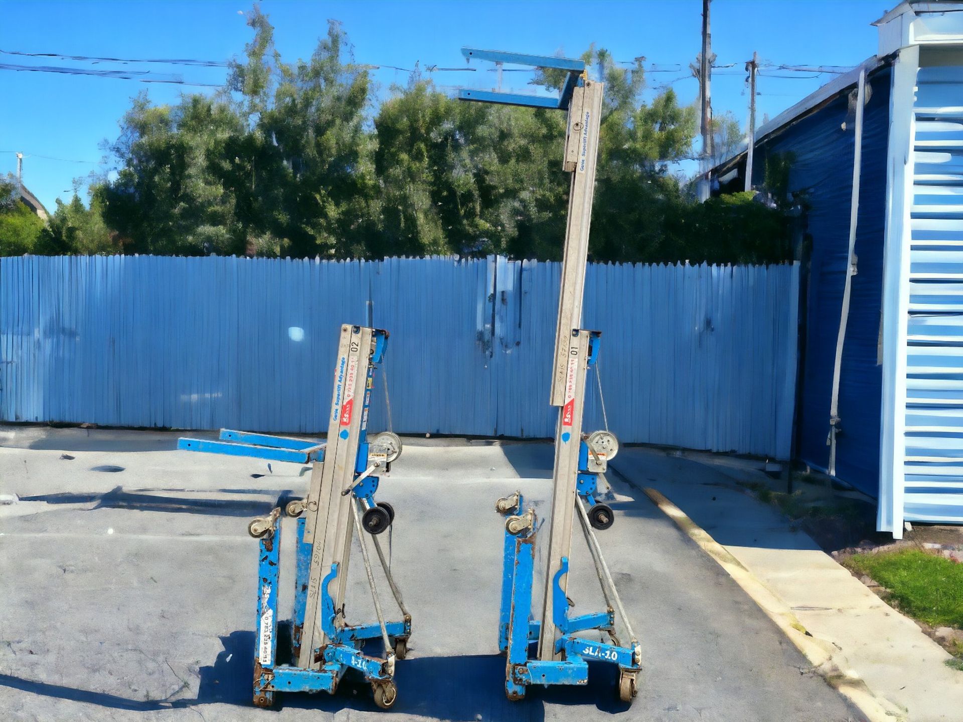 014/2015 GENIE SLA-10 SUPERLIFT MATERIAL LIFT