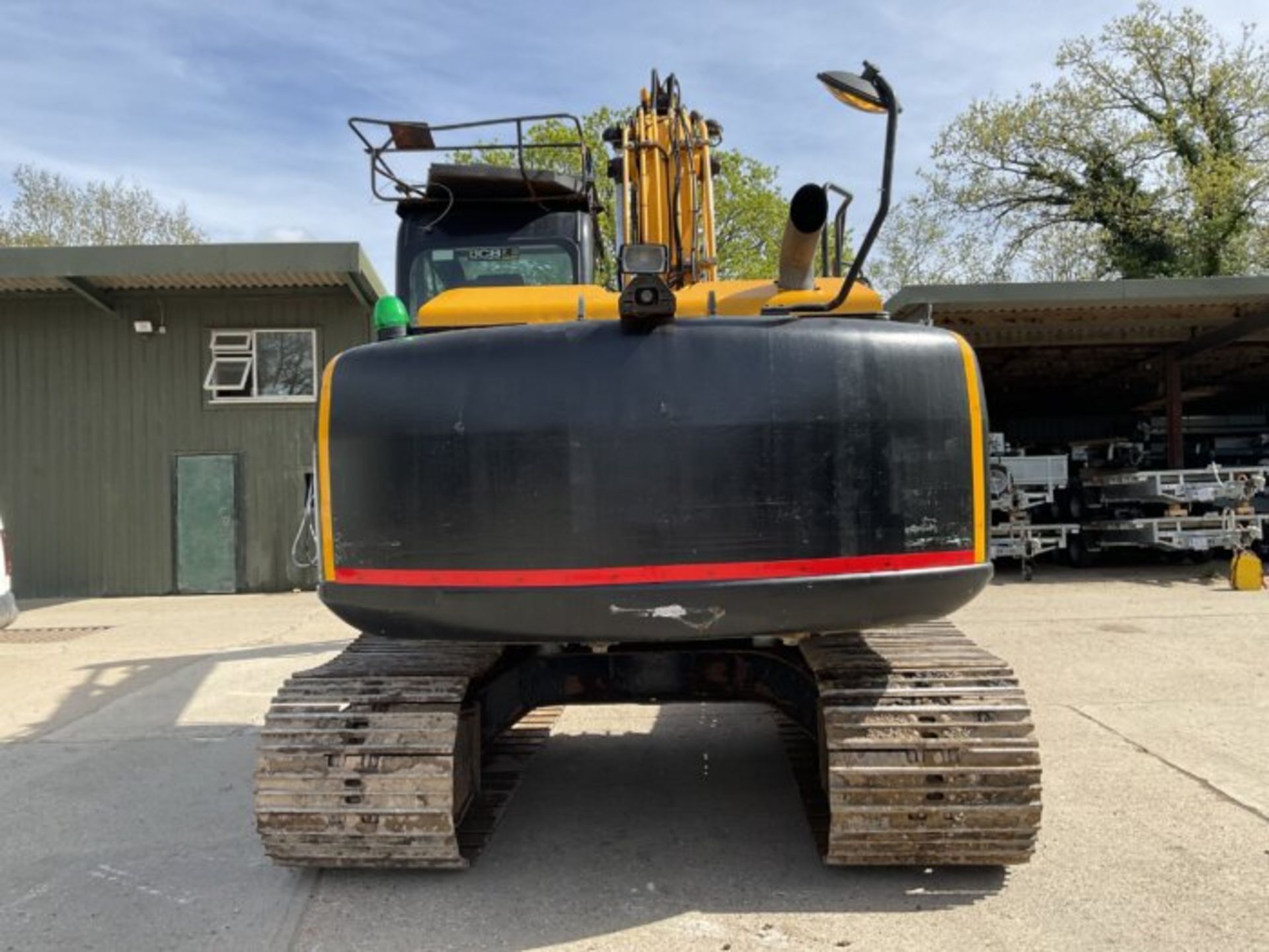 JCB JS130 LC EXCAVATOR - Image 7 of 10