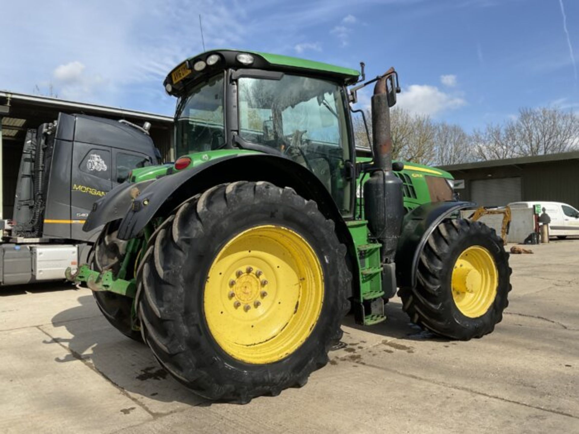 JOHN DEERE 6215R - Image 9 of 12