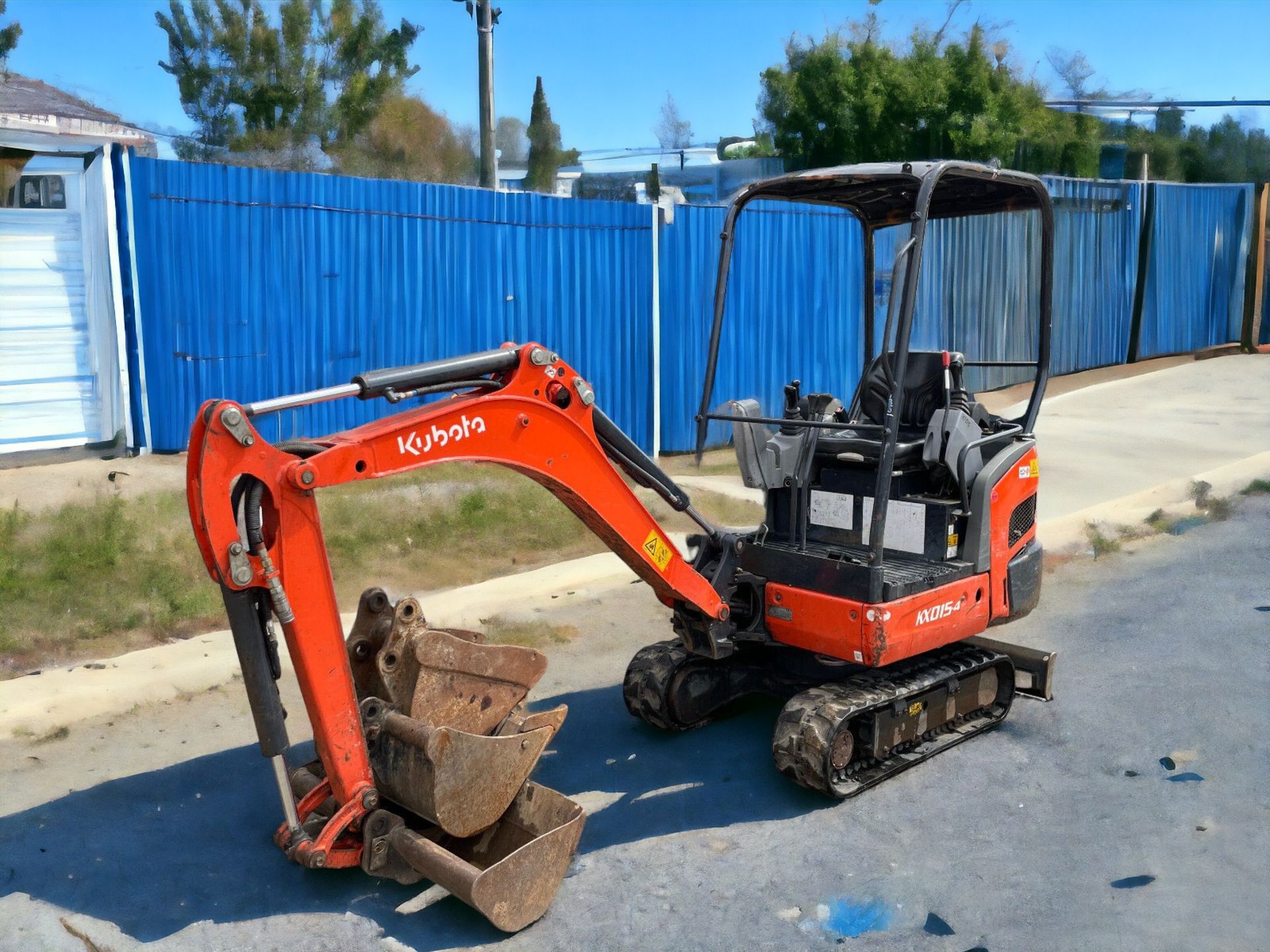 VERSATILE PERFORMANCE: 2017 KUBOTA KX015-4 MINI EXCAVATOR - LOW HOURS, RELIABLE EFFICIENCY - Bild 11 aus 12