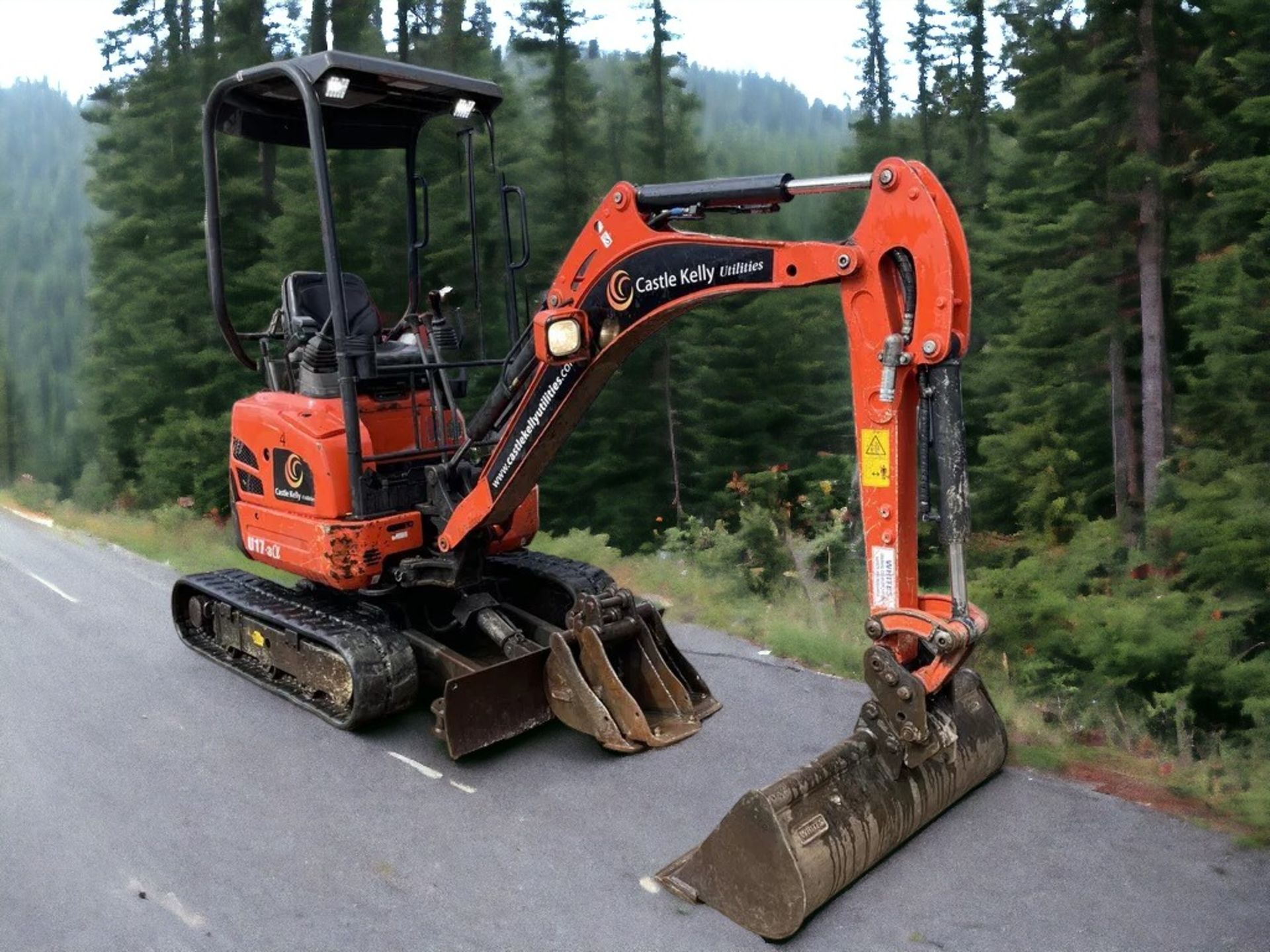 2020 KUBOTA U17-3 MINI EXCAVATOR - LOW HOURS, EXPANDABLE TRACKS