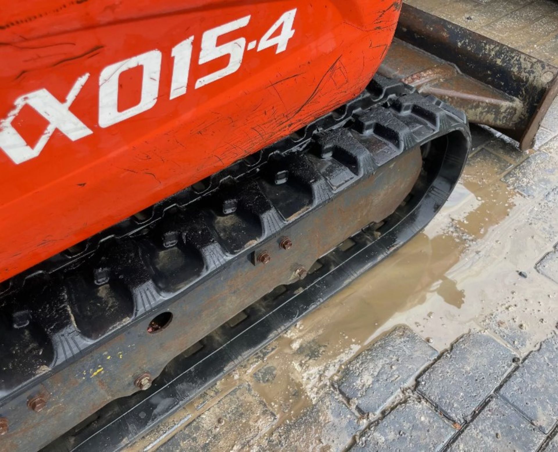 UNLEASH EFFICIENCY WITH THE KUBOTA KX015-4 MINI EXCAVATOR - Bild 8 aus 11