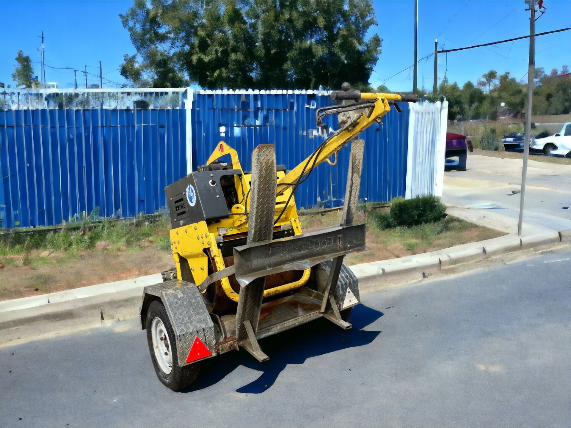 POWERFUL AND PRECISE: BOMAG BW71 E-2 ROLLER (2017) - Image 2 of 6