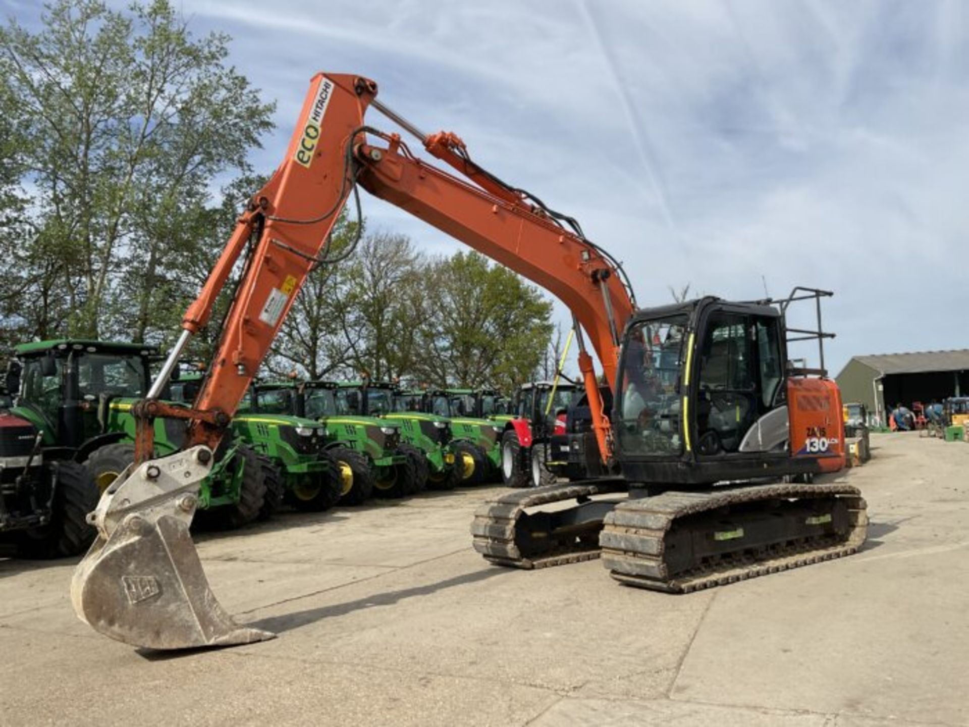 HITACHI ZAXIS 130LCN EXCAVATOR - Image 2 of 10