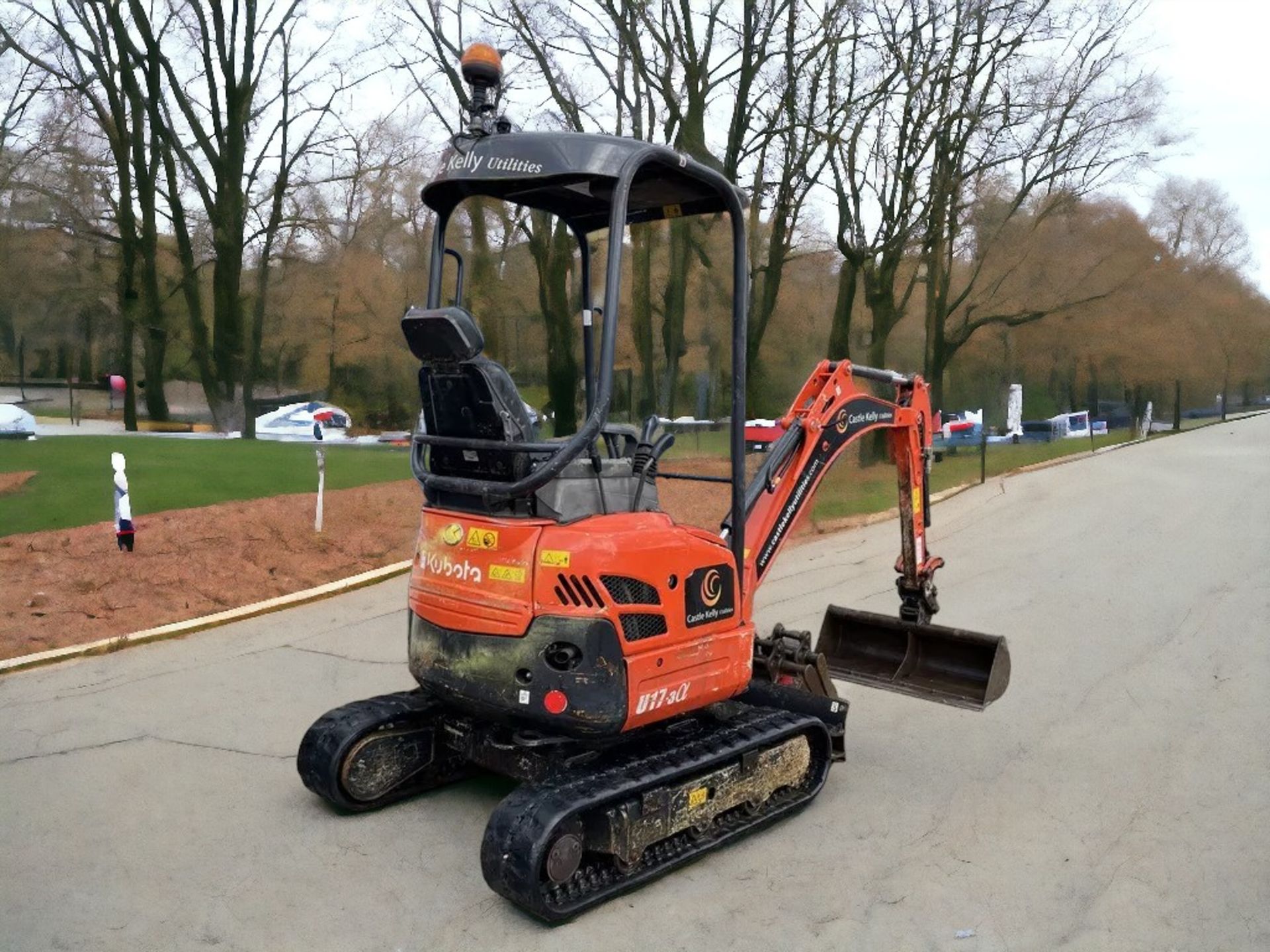 EXCEPTIONAL 2020 KUBOTA U17-3 MINI EXCAVATOR: BOOST YOUR EFFICIENCY AND PRECISION - Image 3 of 11