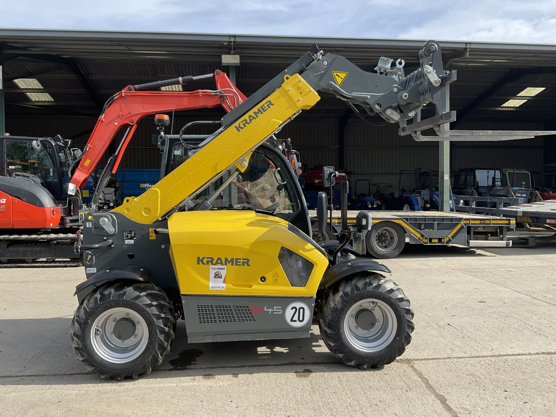 KRAMER 1445 COMPACT TELEHANDLER WITH PALLET FORKS - Image 3 of 9