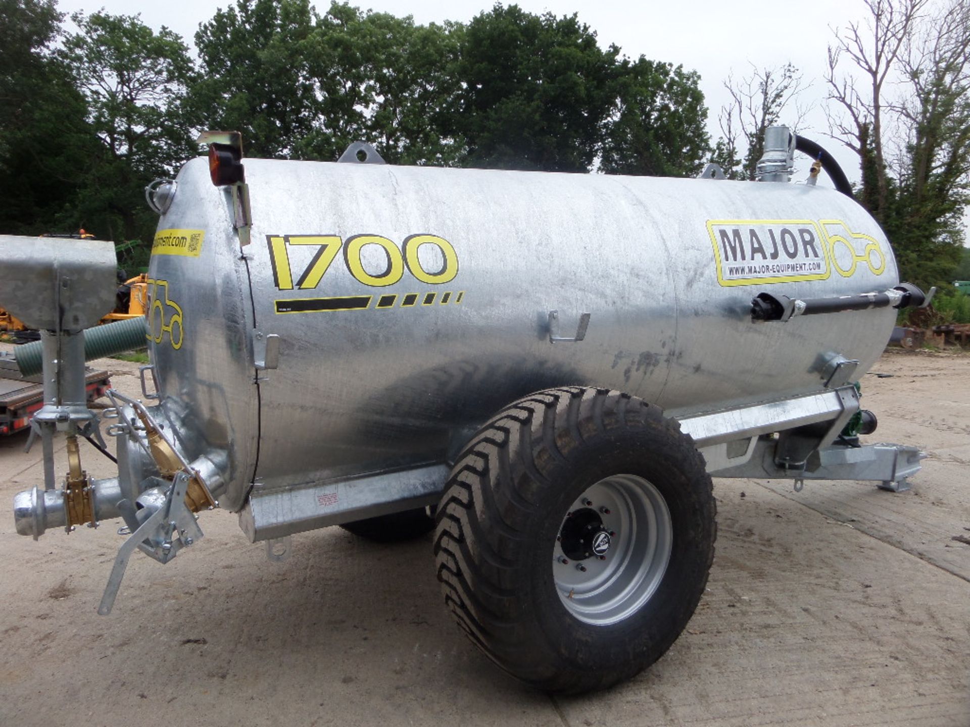 MAJOR 1700 GALLON SLURRY TANKER - Image 3 of 6