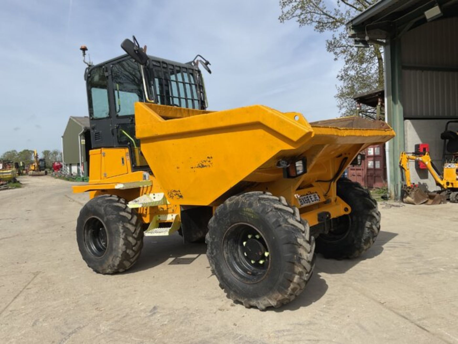 THWAITES MACH 2190 9-TON STRAIGHT TIP DUMPER - Image 4 of 9