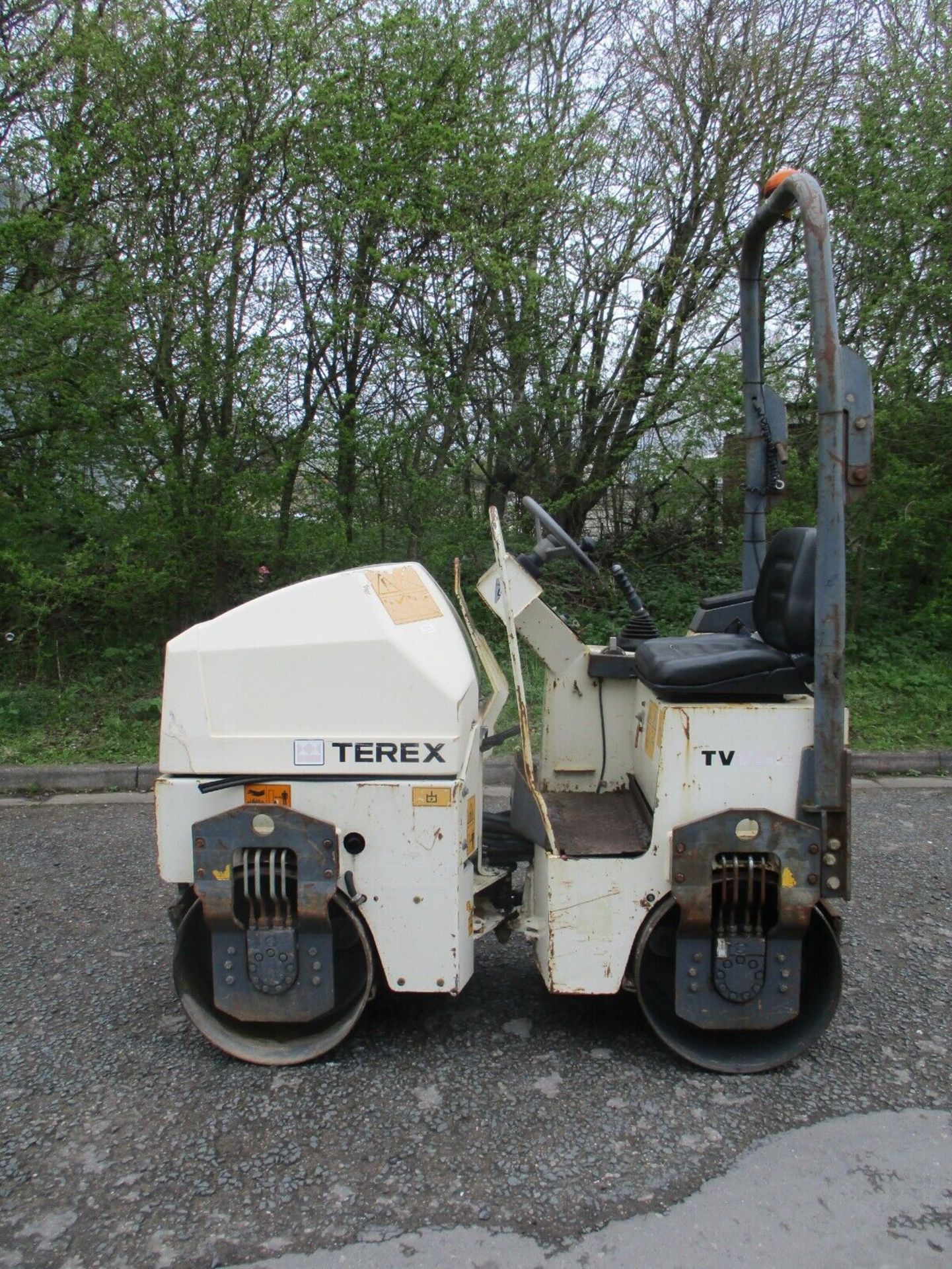 YEAR 2010 TEREX TV800 ROLLER - Image 11 of 11