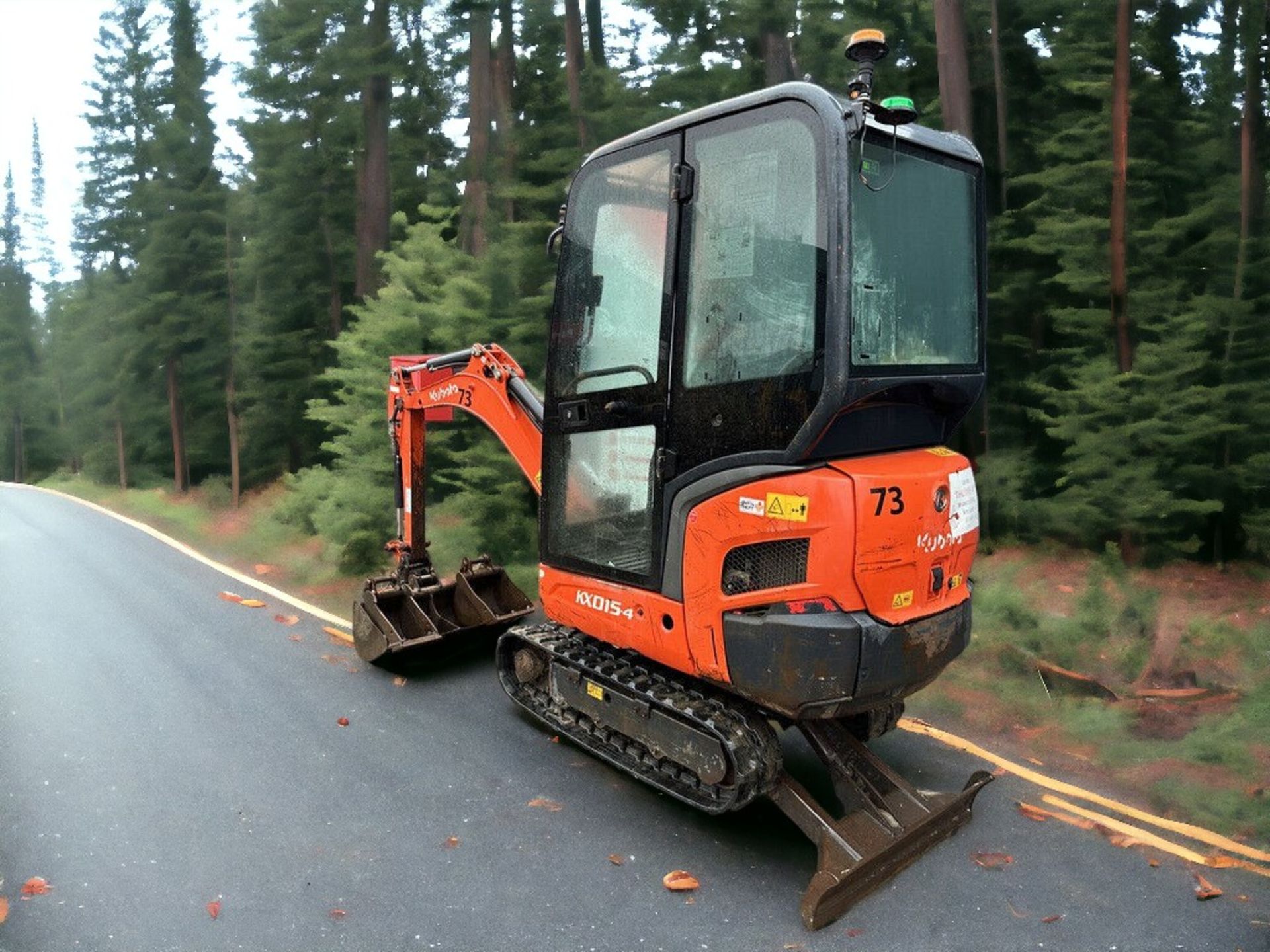 2017 KUBOTA KX015-4 MINI EXCAVATOR - LOW HOURS, HIGH VERSATILITY - Image 4 of 14