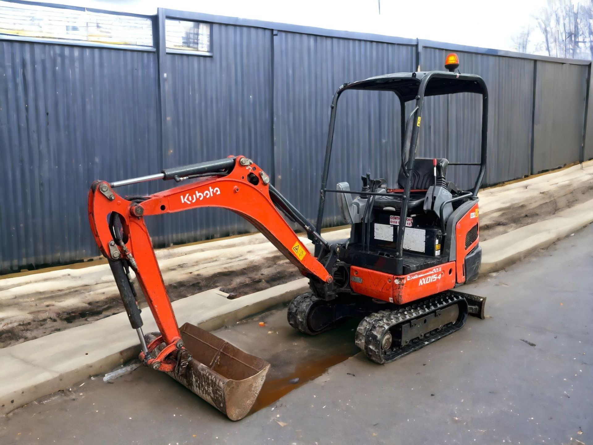 UNLEASH EFFICIENCY WITH THE KUBOTA KX015-4 MINI EXCAVATOR - Bild 2 aus 11